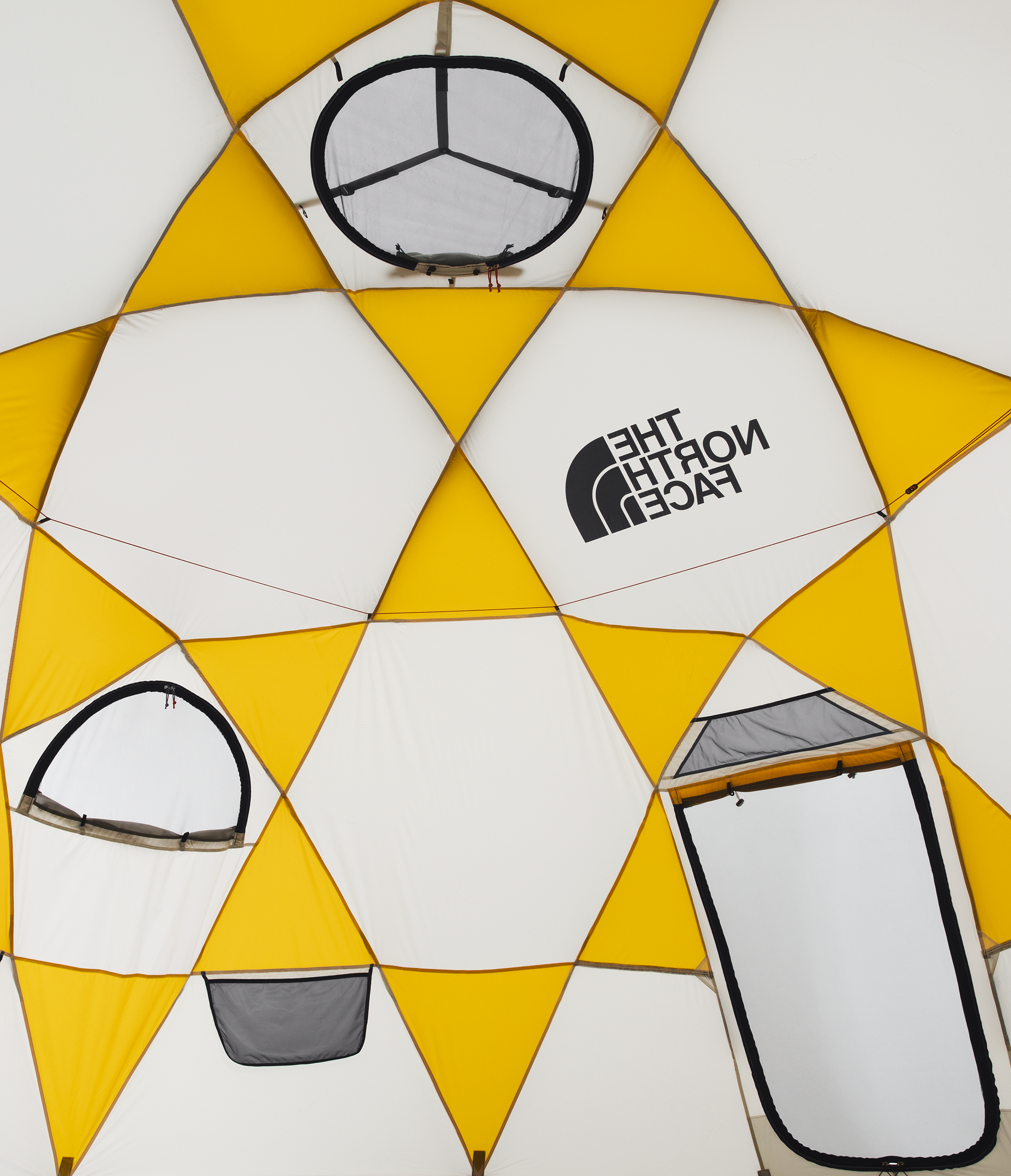 Tente en dme de 2 mtres TNF DETAIL3