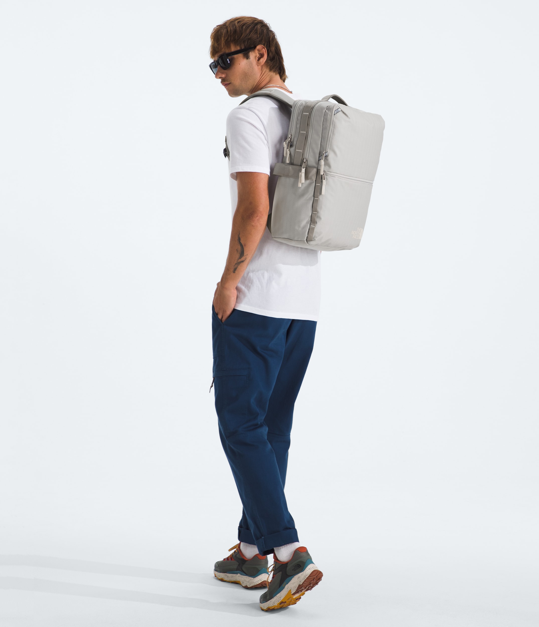 Base Camp™ Voyager Daypack - 26L | The North Face Canada