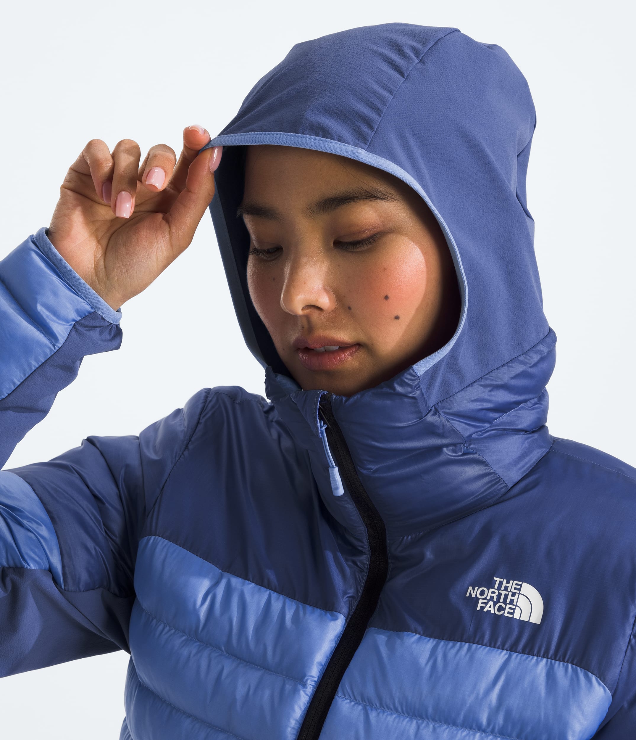 Womens Terra Peak Hybrid Hoodie TNF MODELHOOD2
