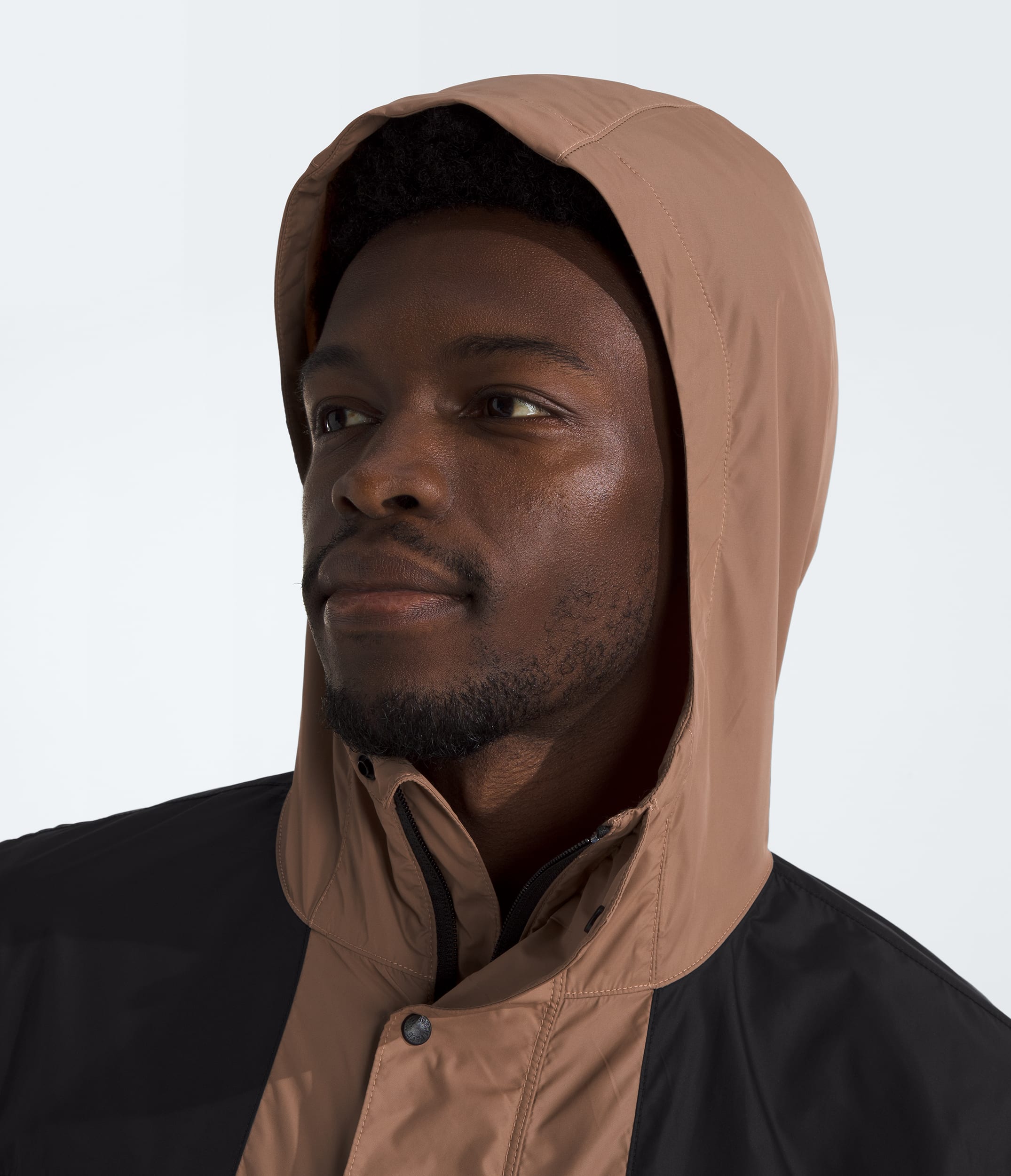 Mens Mountain Wind Jacket TNF MODELHOOD2