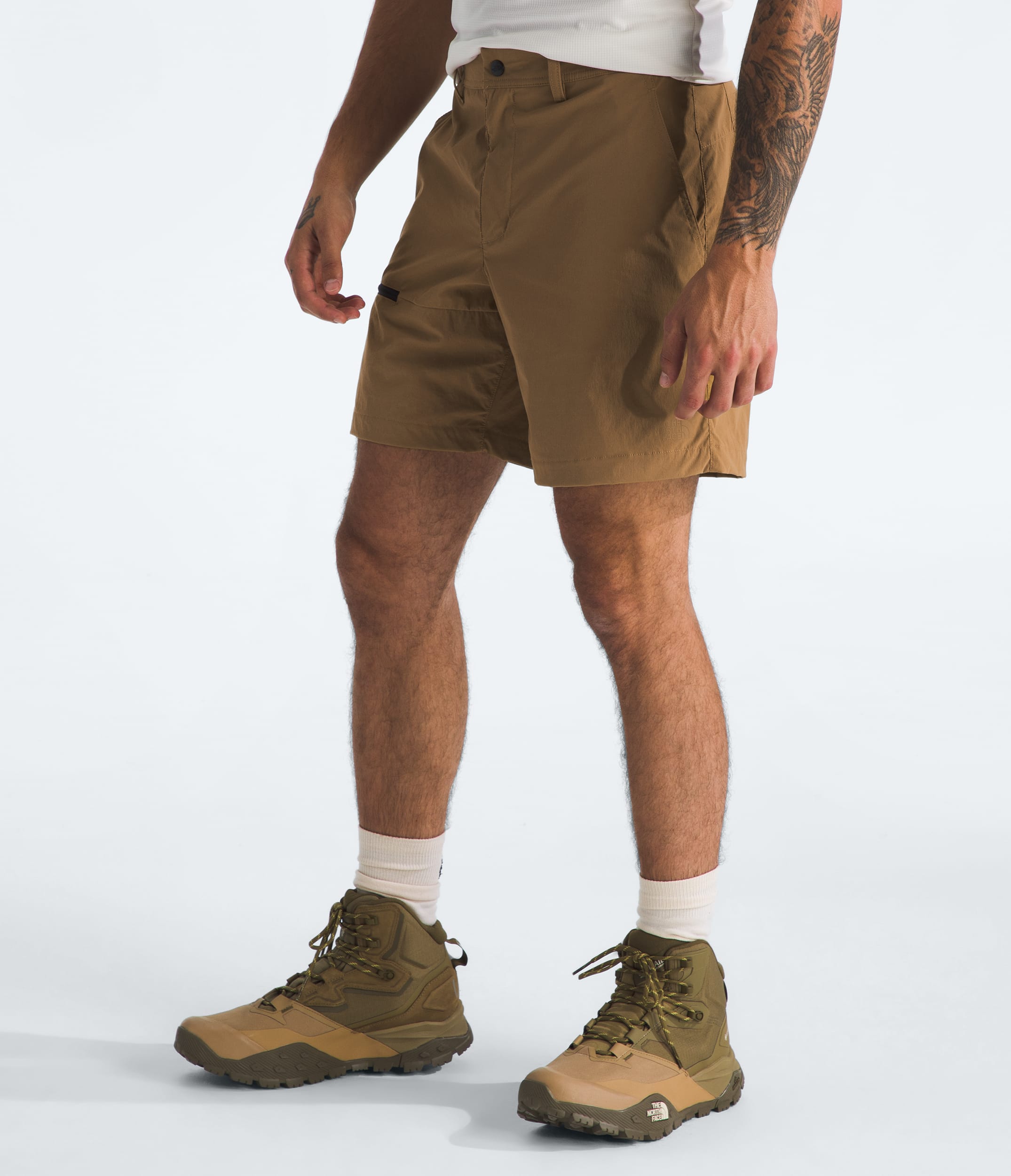 Mens Basin 7 Shorts TNF MODEL34