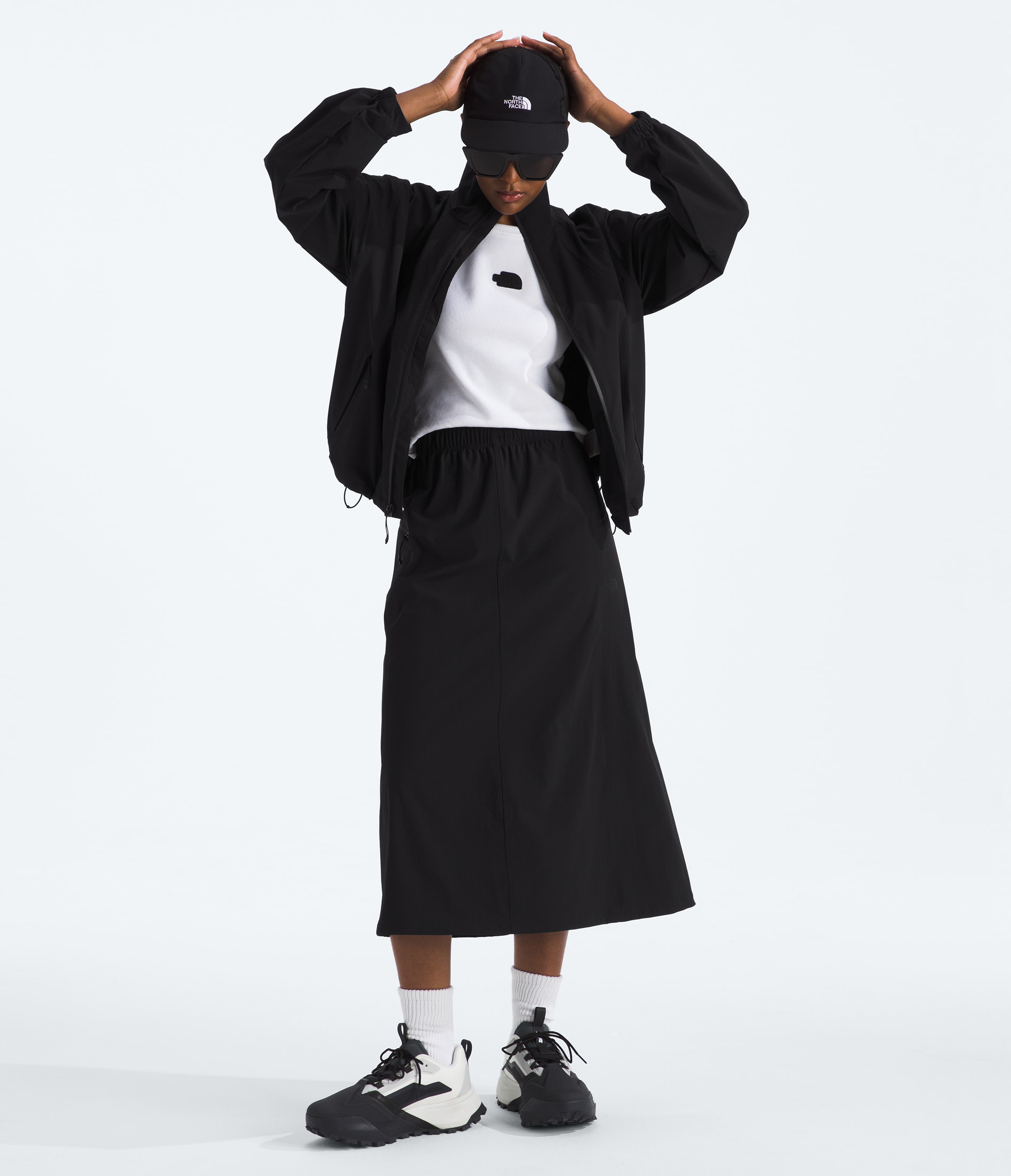 Womens North Dome Wind Jacket TNF HERO2