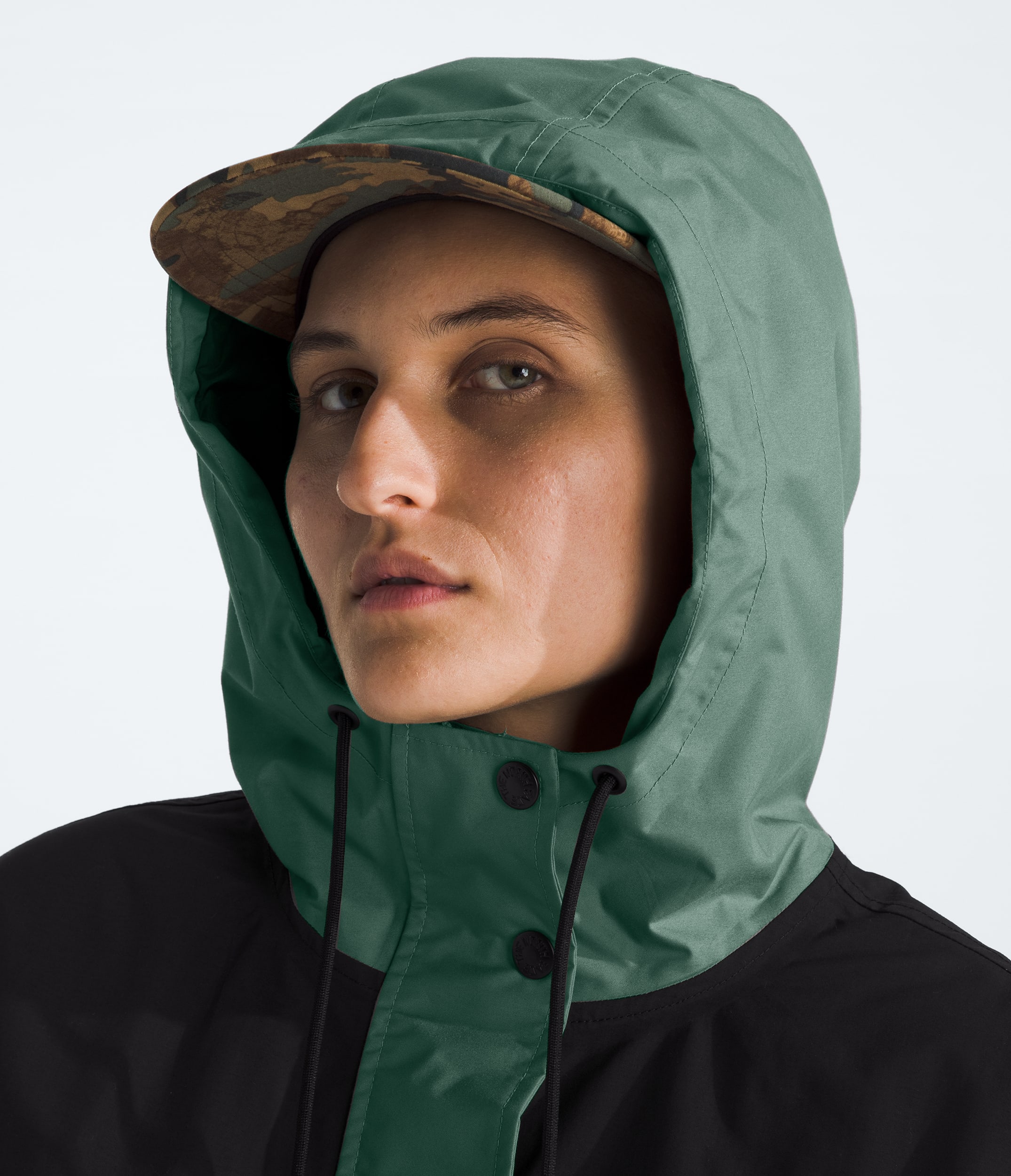 Womens Reign On Jacket TNF MODELHOOD2