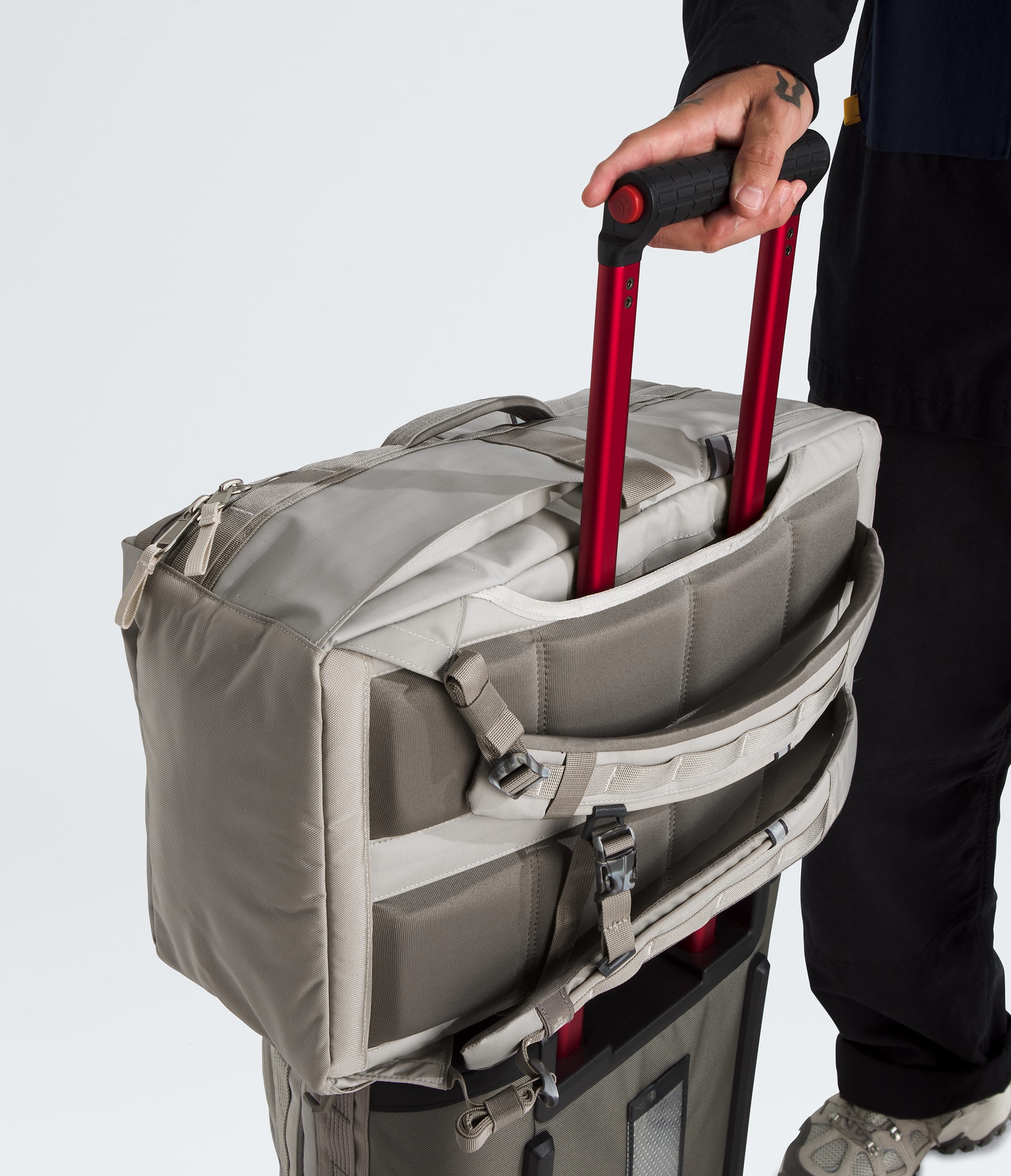 Base Camp Voyager Travel Pack TNF SoapstoneStone Slab ALT3