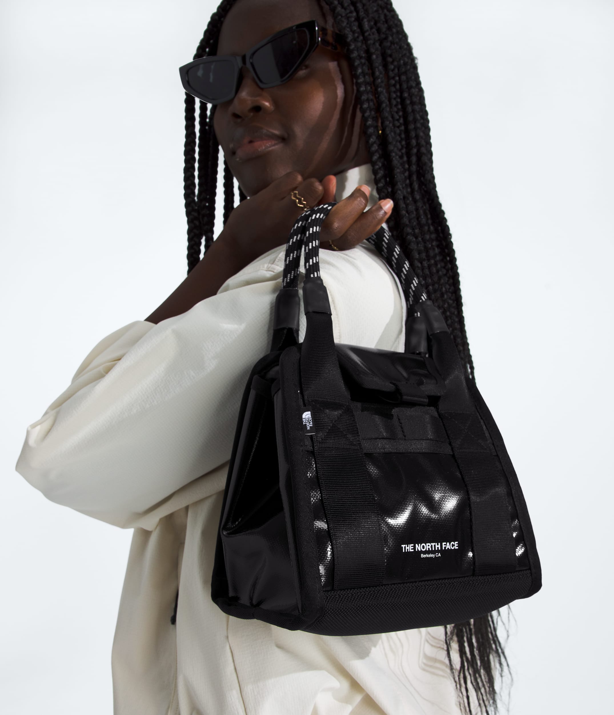 Base Camp Mini Bag TNF MODELBACK