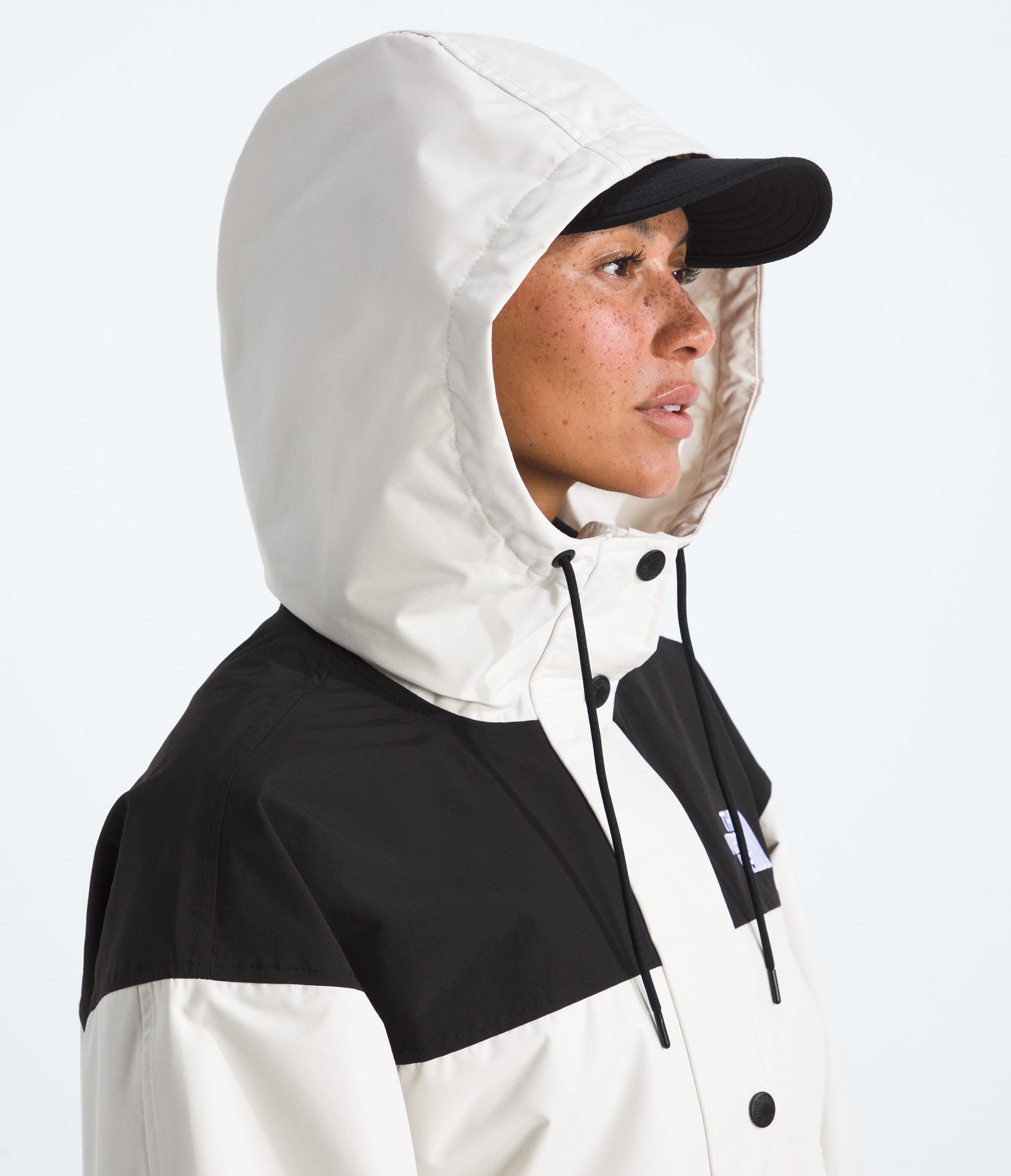 Womens Reign On Parka TNF MODELHOOD2