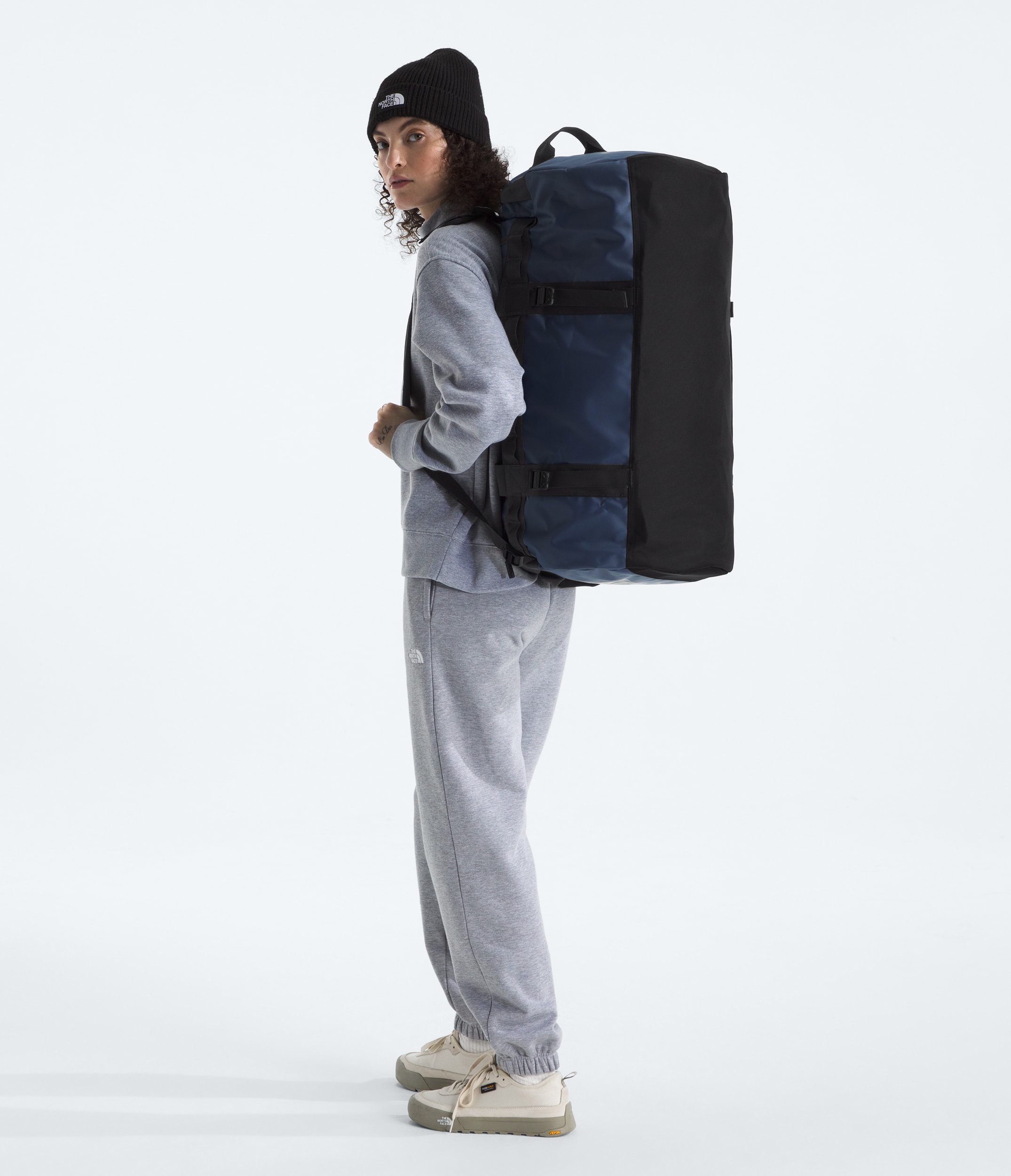 Base Camp DuffelM TNF Summit NavyTNF Black MODELBACK