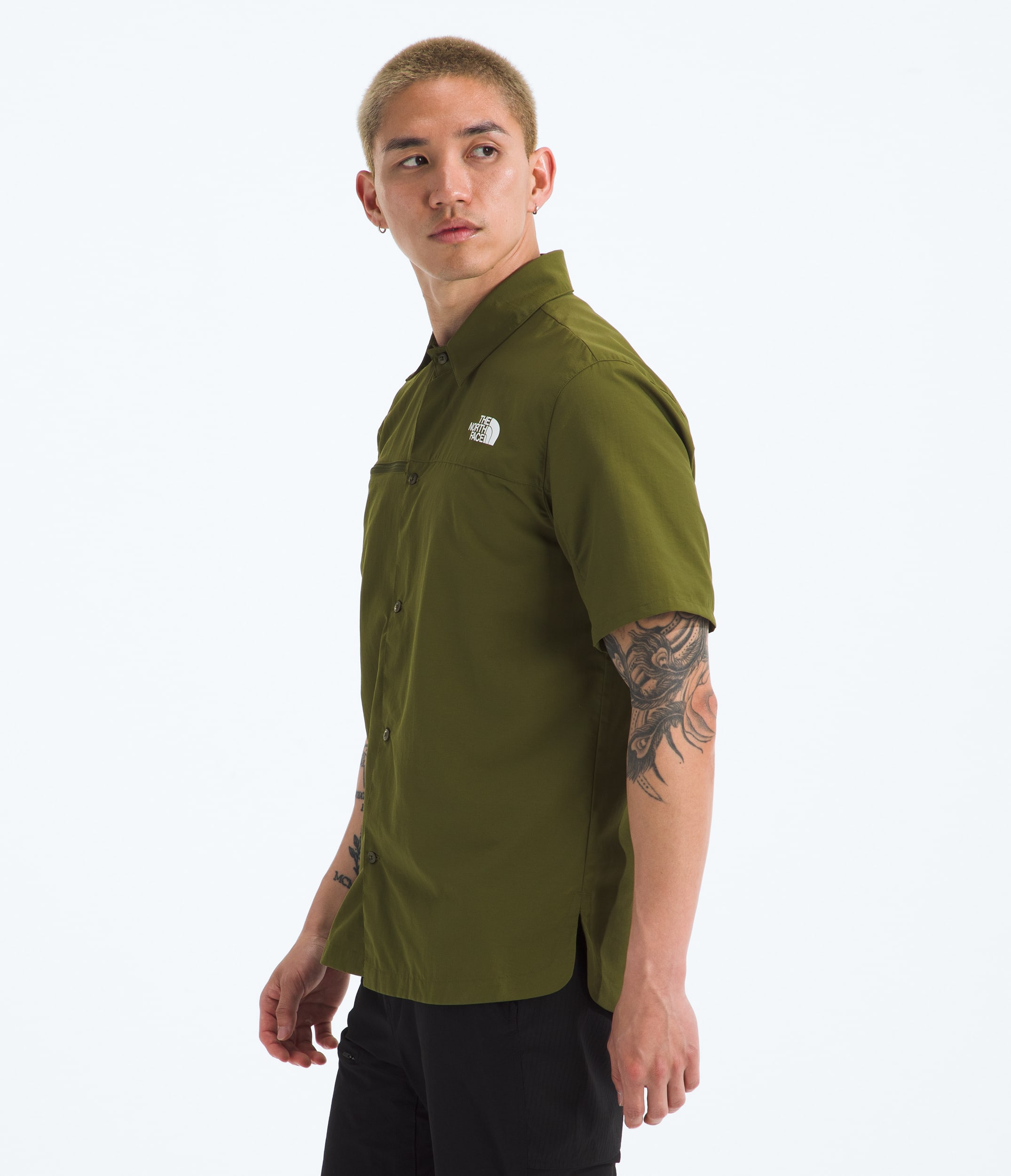 Mens Packable ShortSleeve Shirt TNF MODEL34