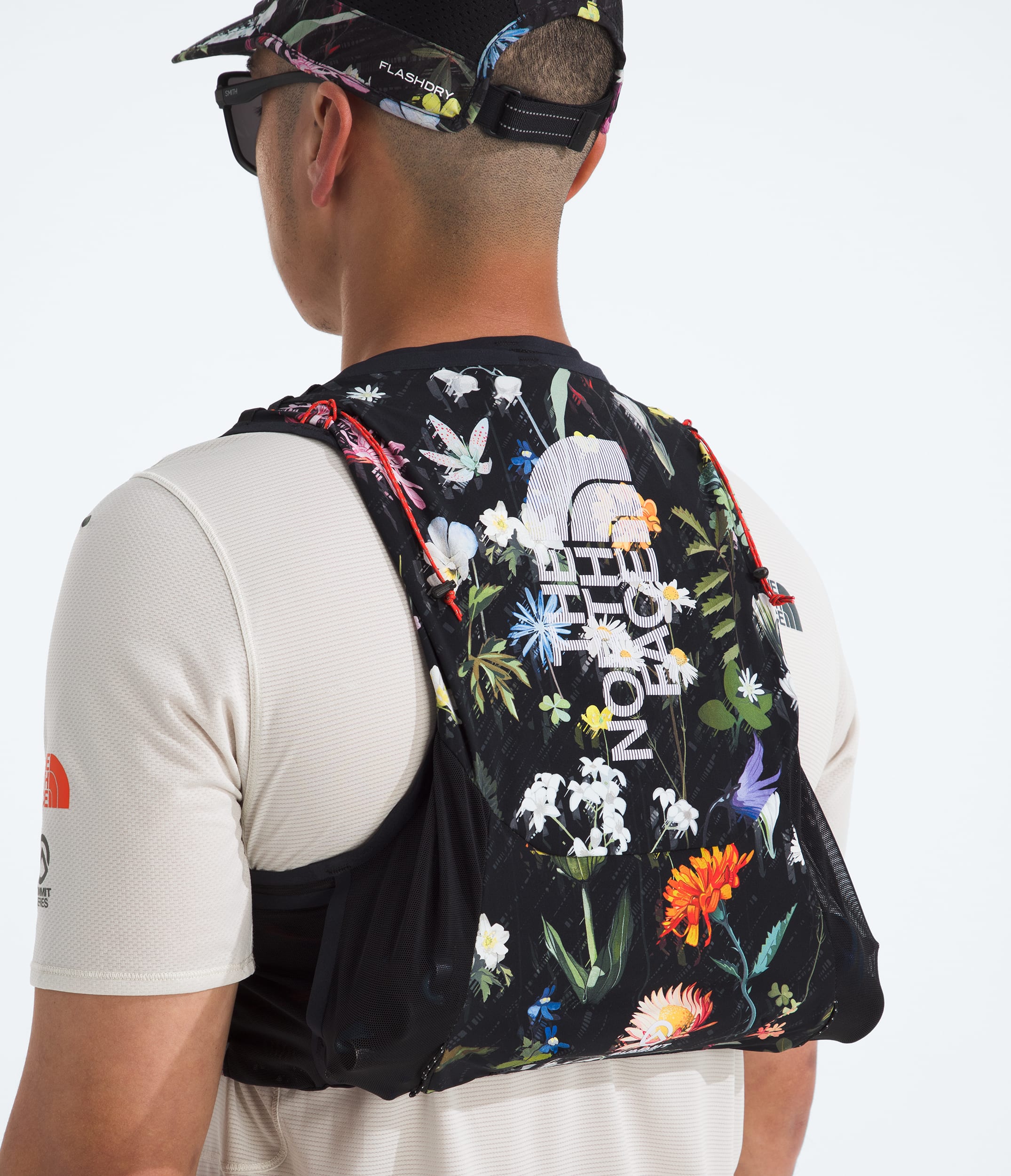 Summit Series Run Vest 10 TNF TNF BlackAlpine Floral Print ALT2