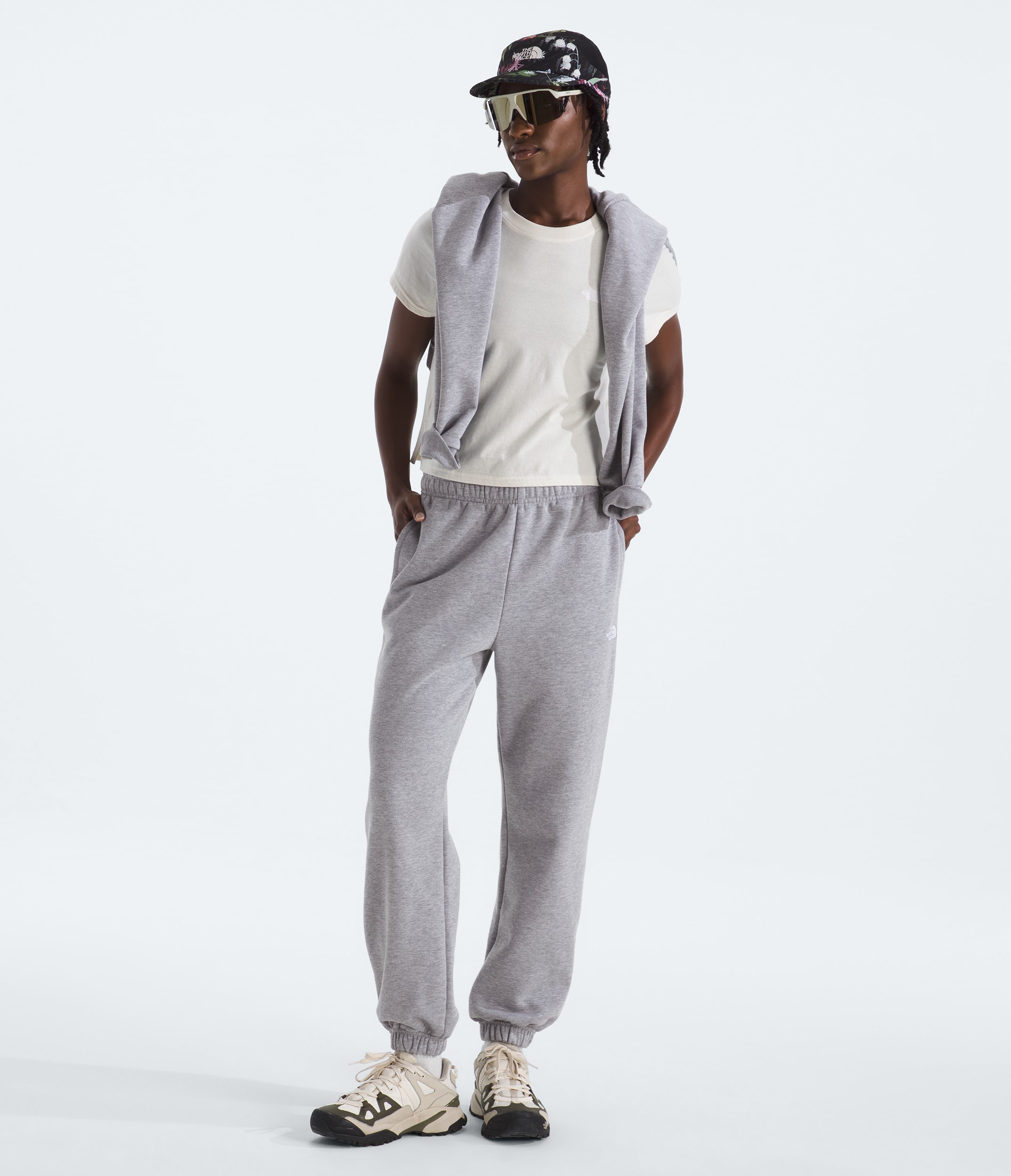 Womens Evolution Simple Dome Regular Pants TNF HERO2