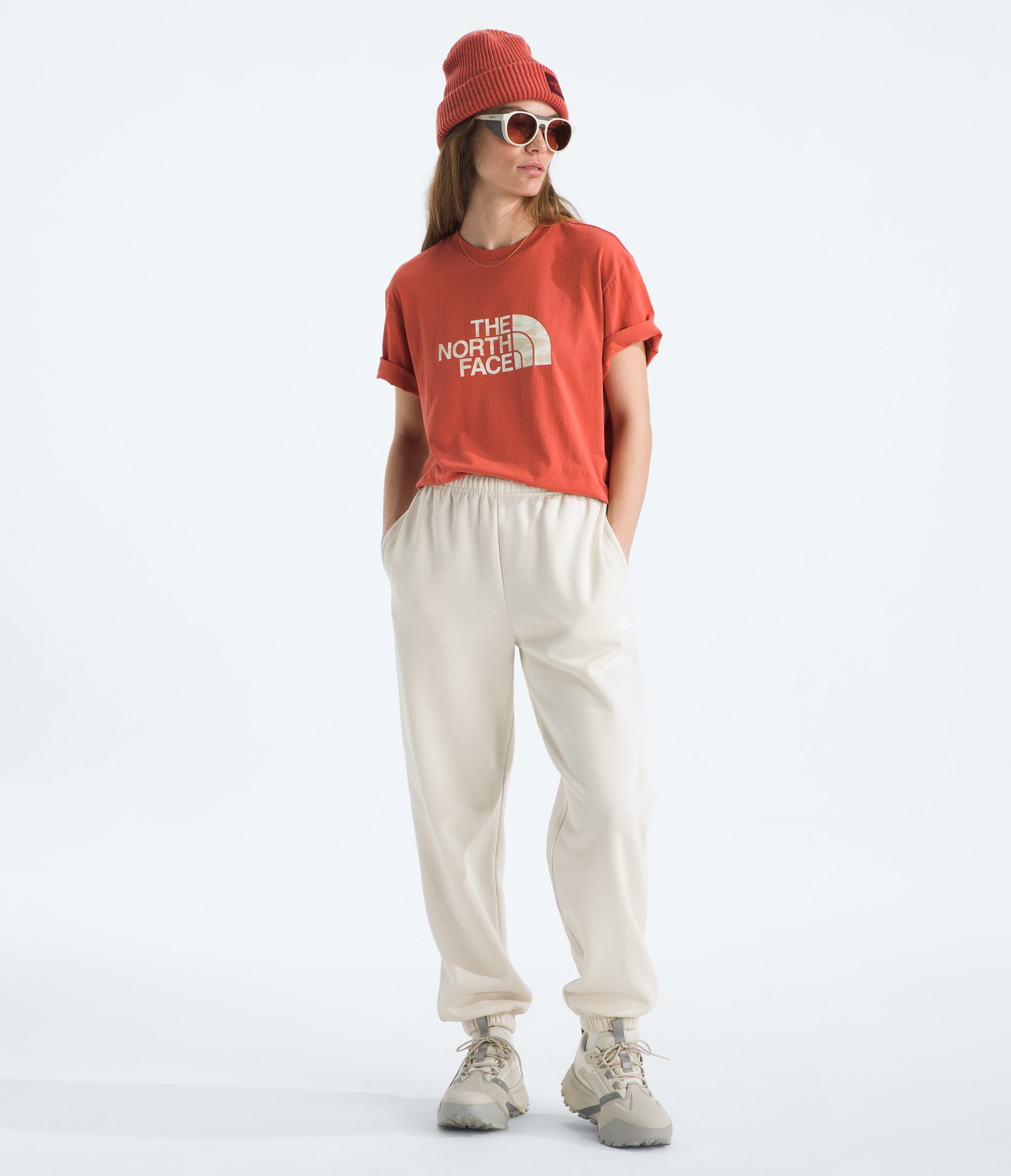 Womens Evolution Simple Dome Regular Pants TNF HERO2