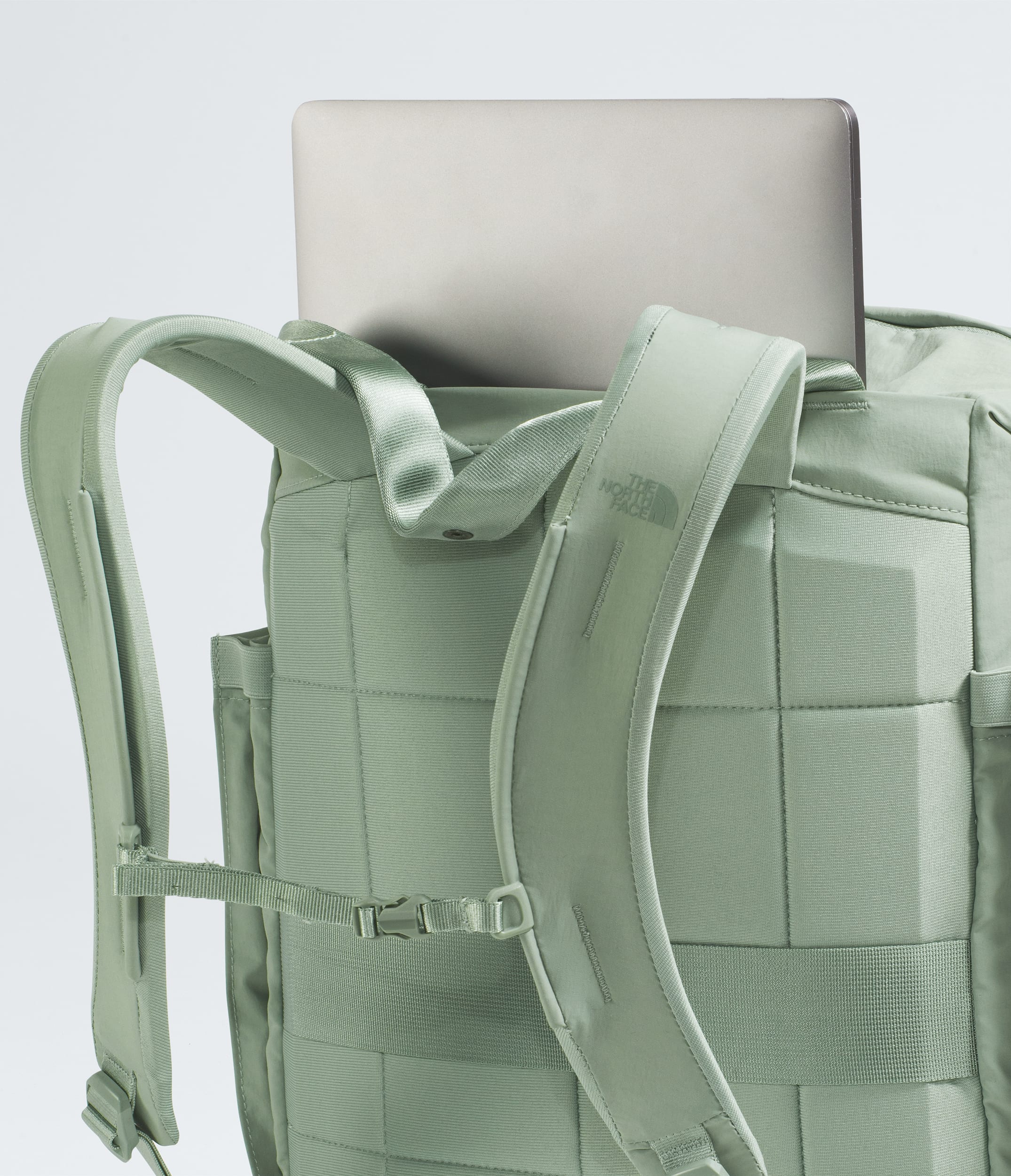 Womens Never Stop Utility Pack TNF DETAIL2