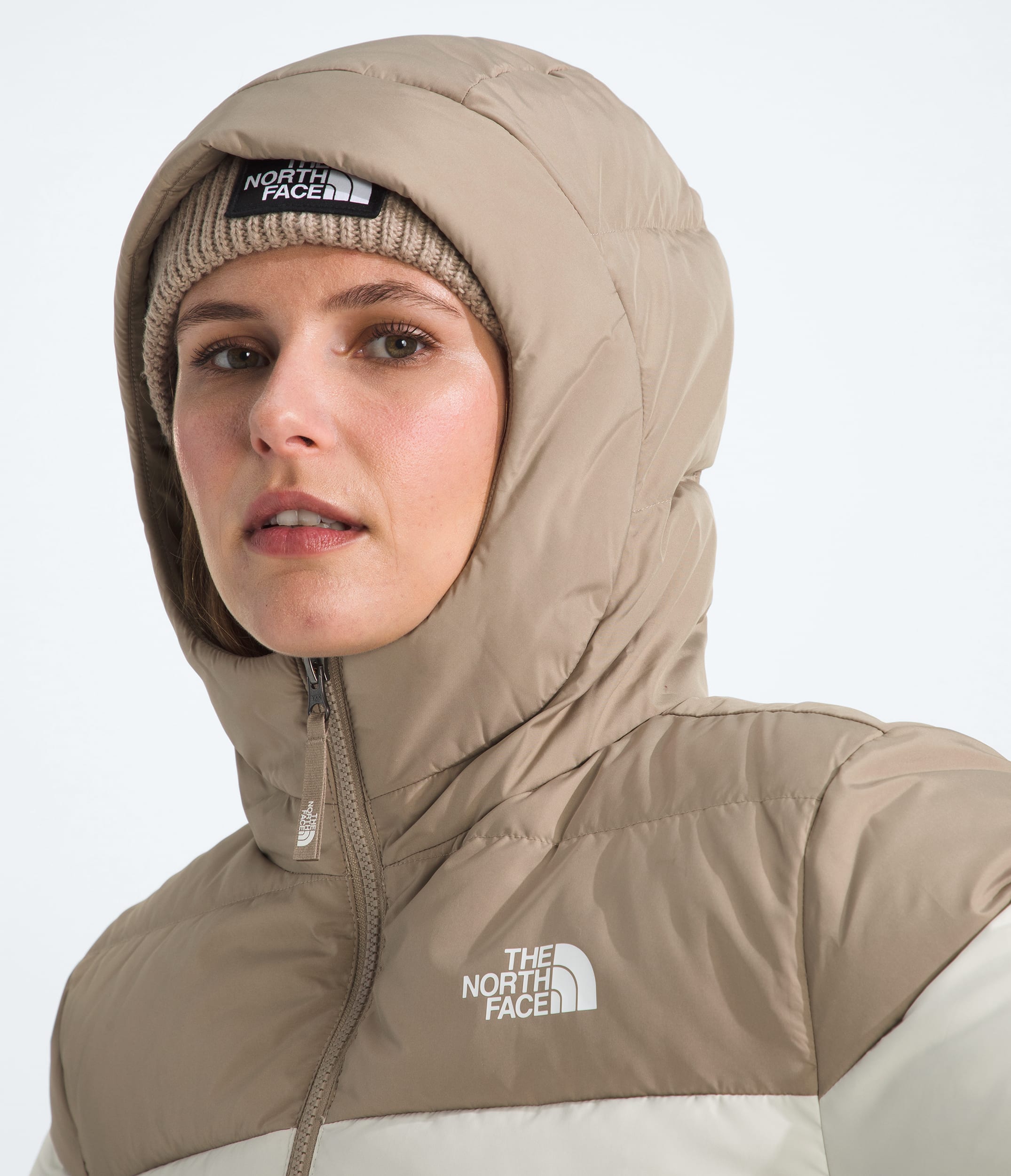 Womens Frost Fall Hooded Jacket TNF MODELHOOD2