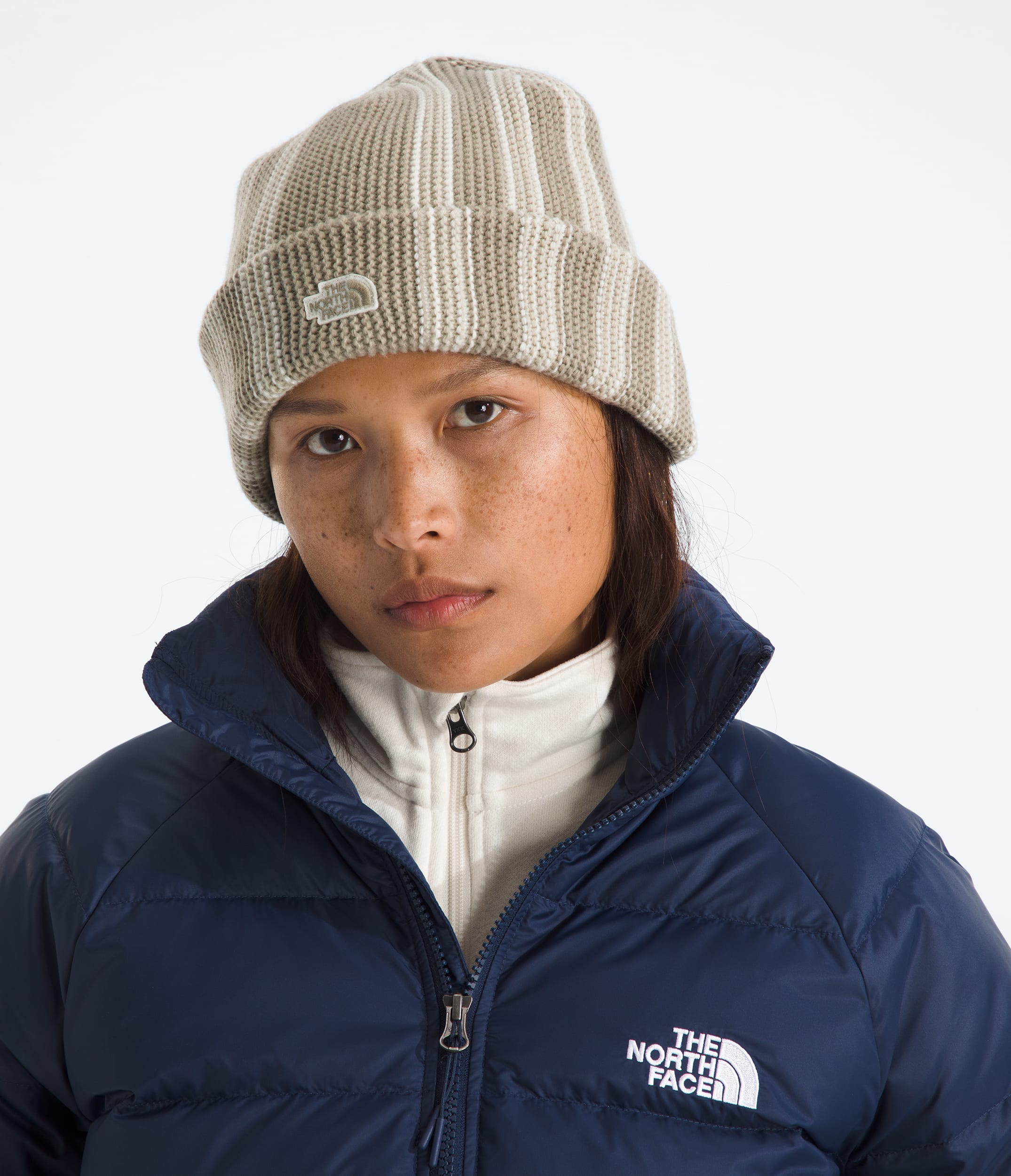 Urban Explore Beanie TNF MODELBACK