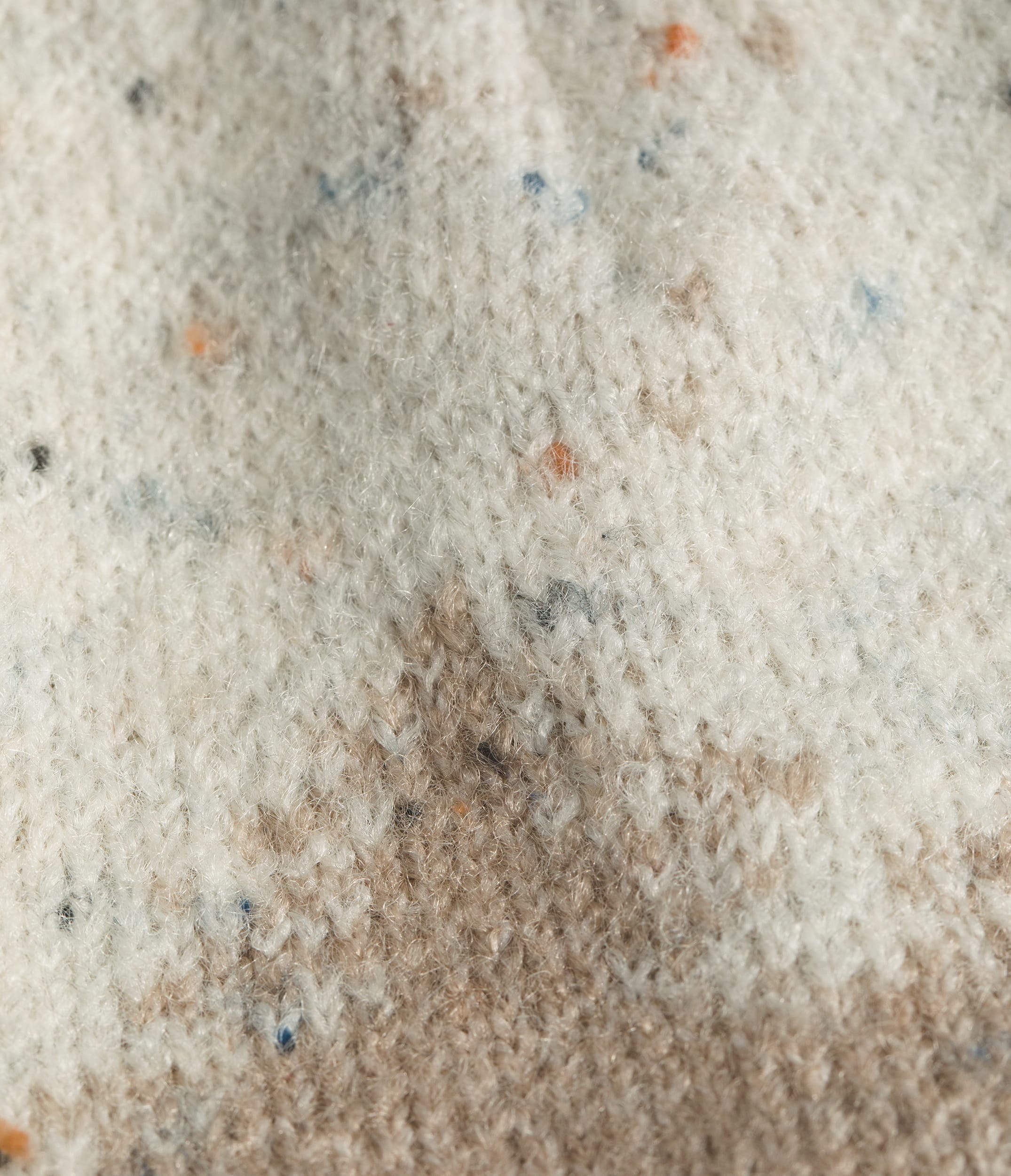 Cabin Mountainscape Beanie TNF DETAIL3