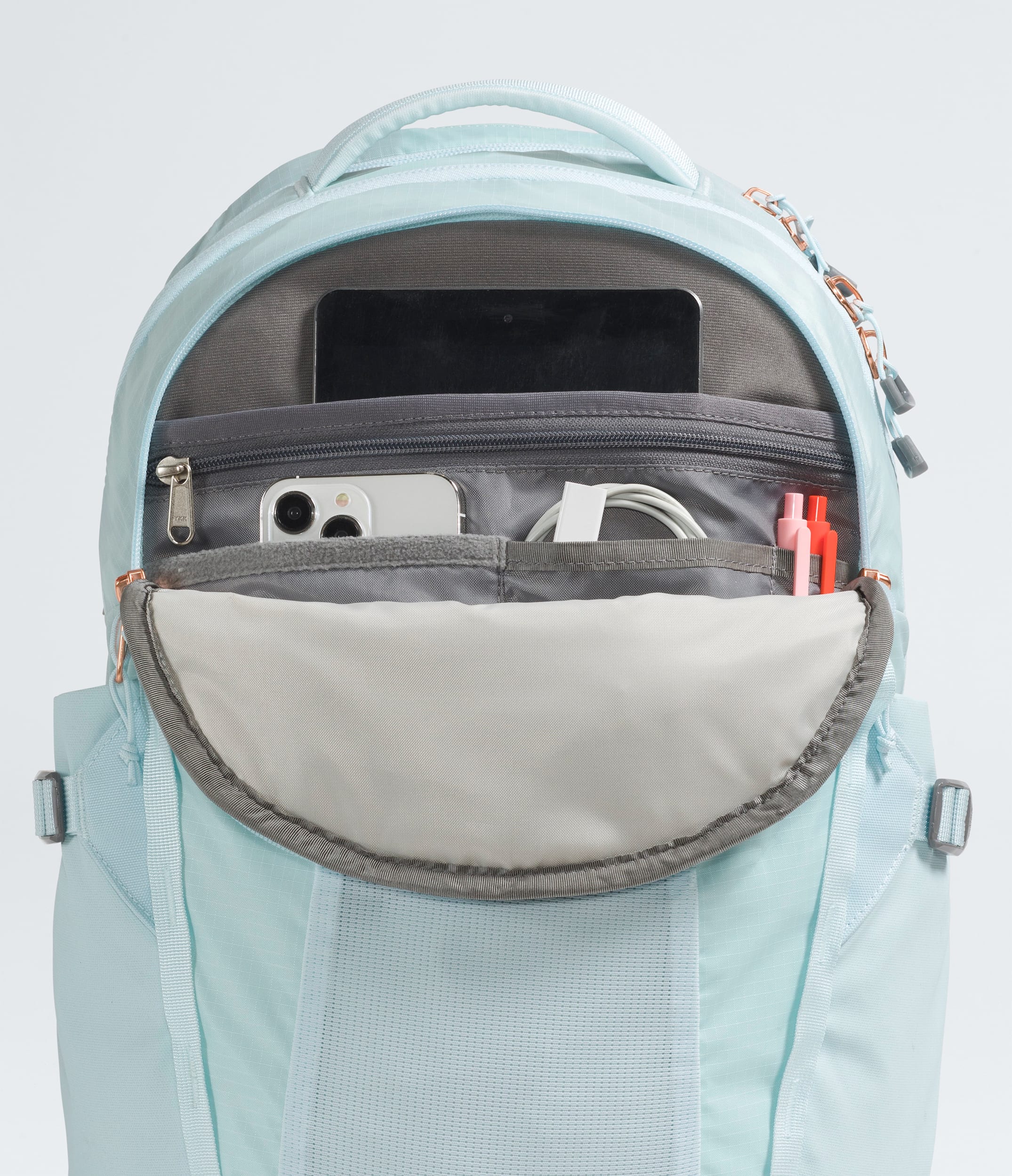 Womens Recon Luxe Backpack TNF Icecap BlueBurnt Coral Metallic DETAIL1