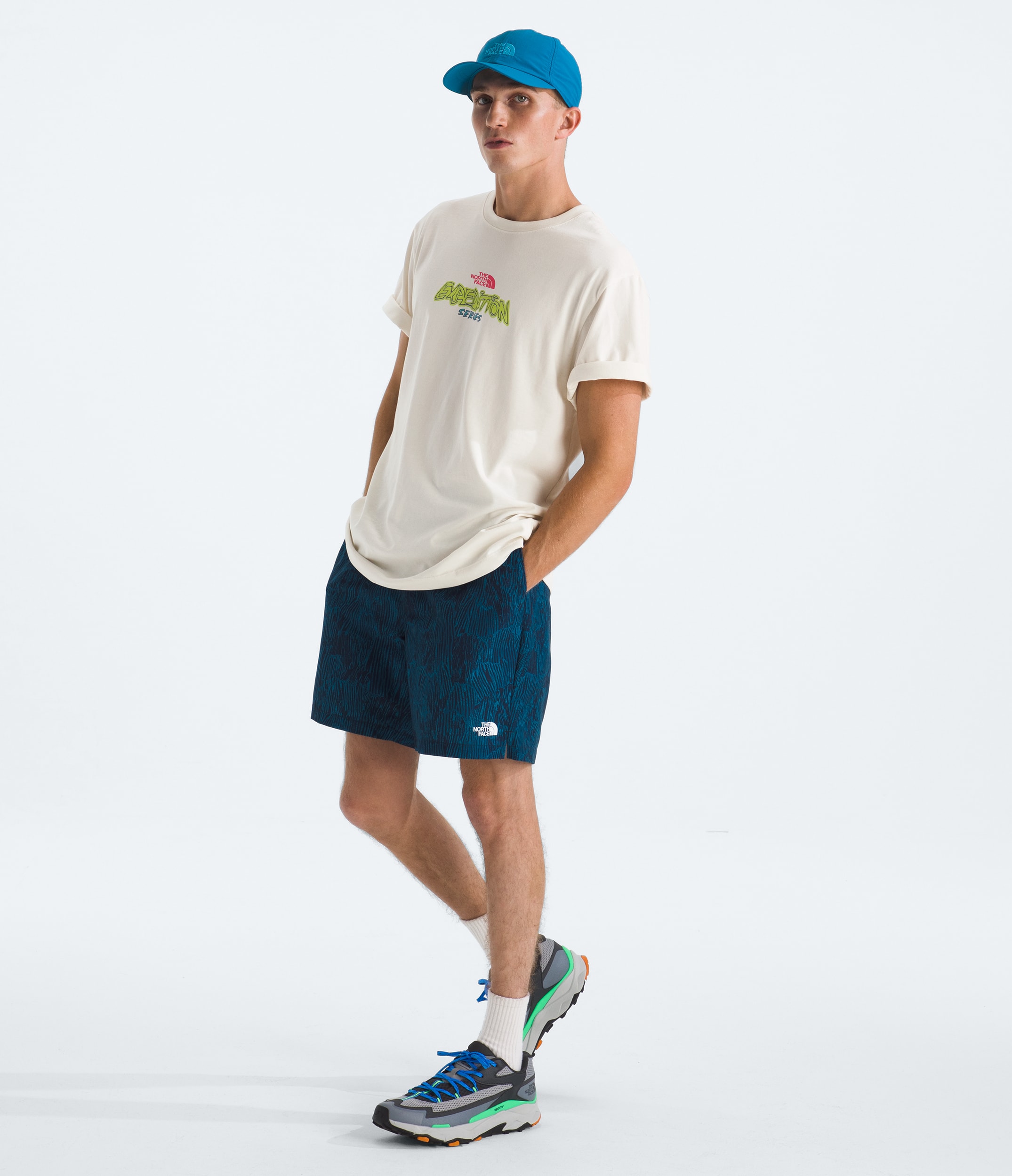 Mens TNF Essential Expedition Series ShortSleeve TeeGraphic TNF HERO2