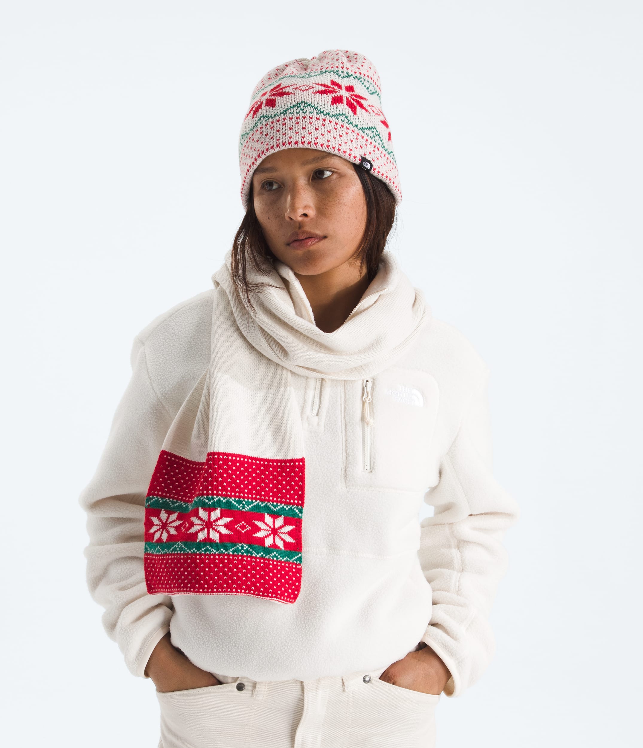 Cabin Ski Tuke And Scarf Set TNF MODELBACK