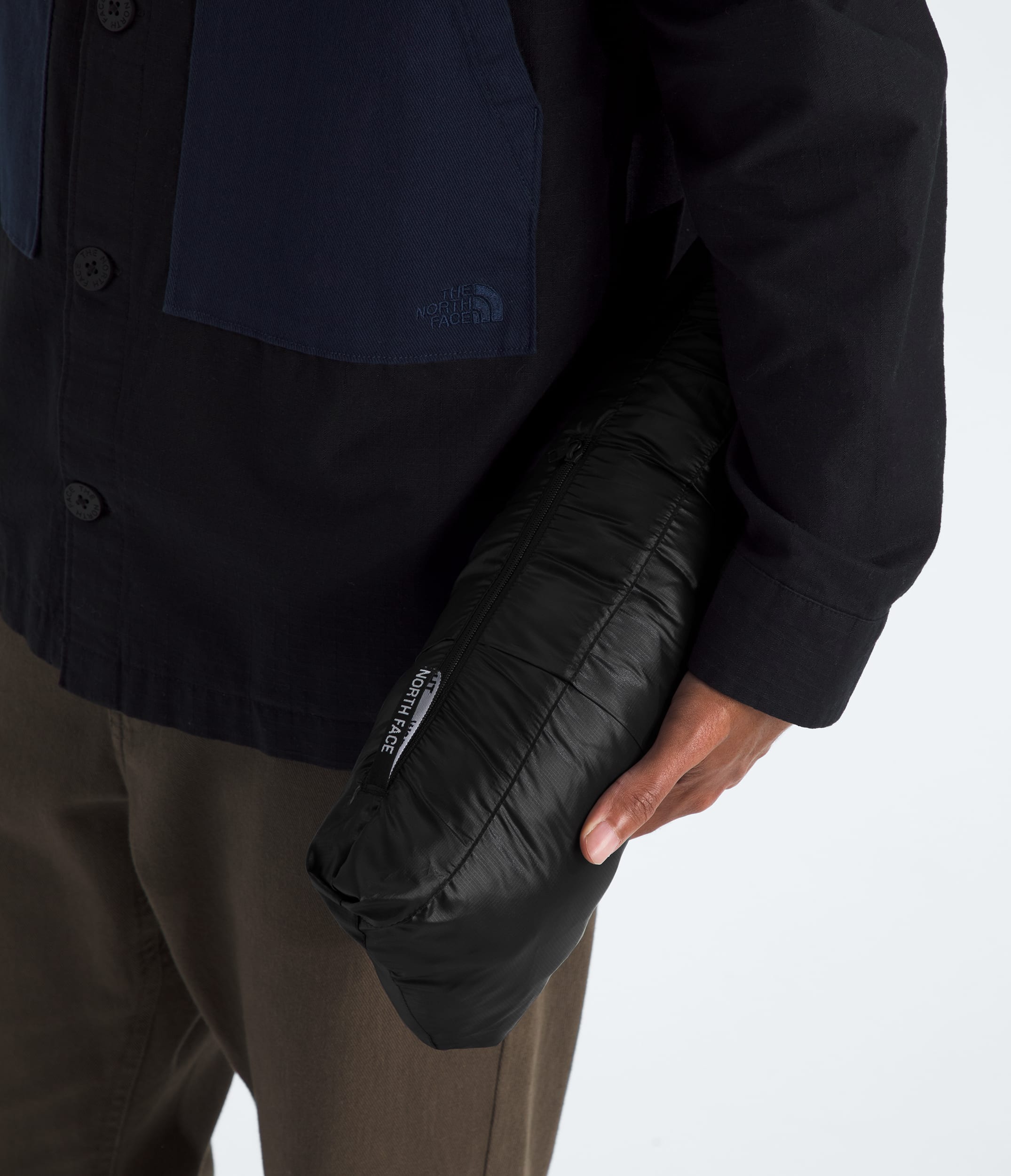 Mens THERMOBALL Hooded Jacket TNF MODELALT6