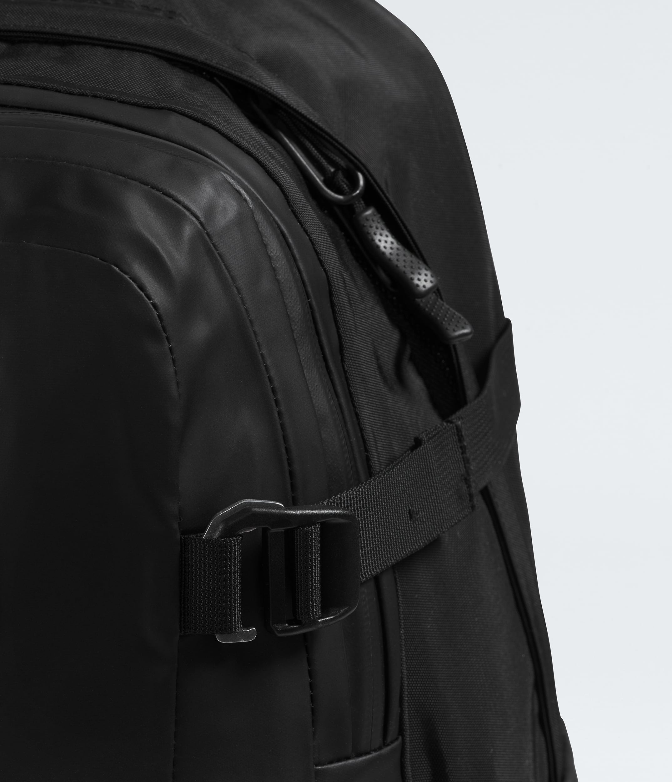 Hot Shot Base Camp Backpack TNF ALT1