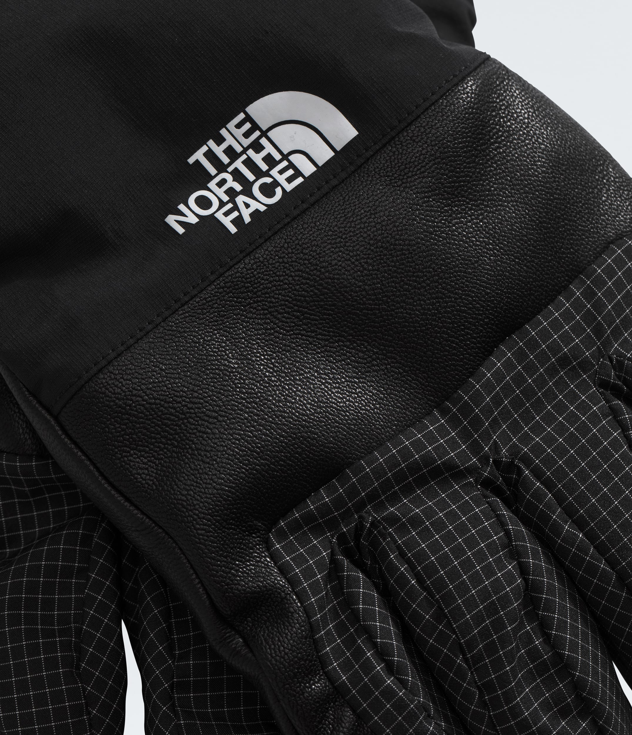 Summit Series Jannu Peak Waterproof Gloves TNF DETAIL3