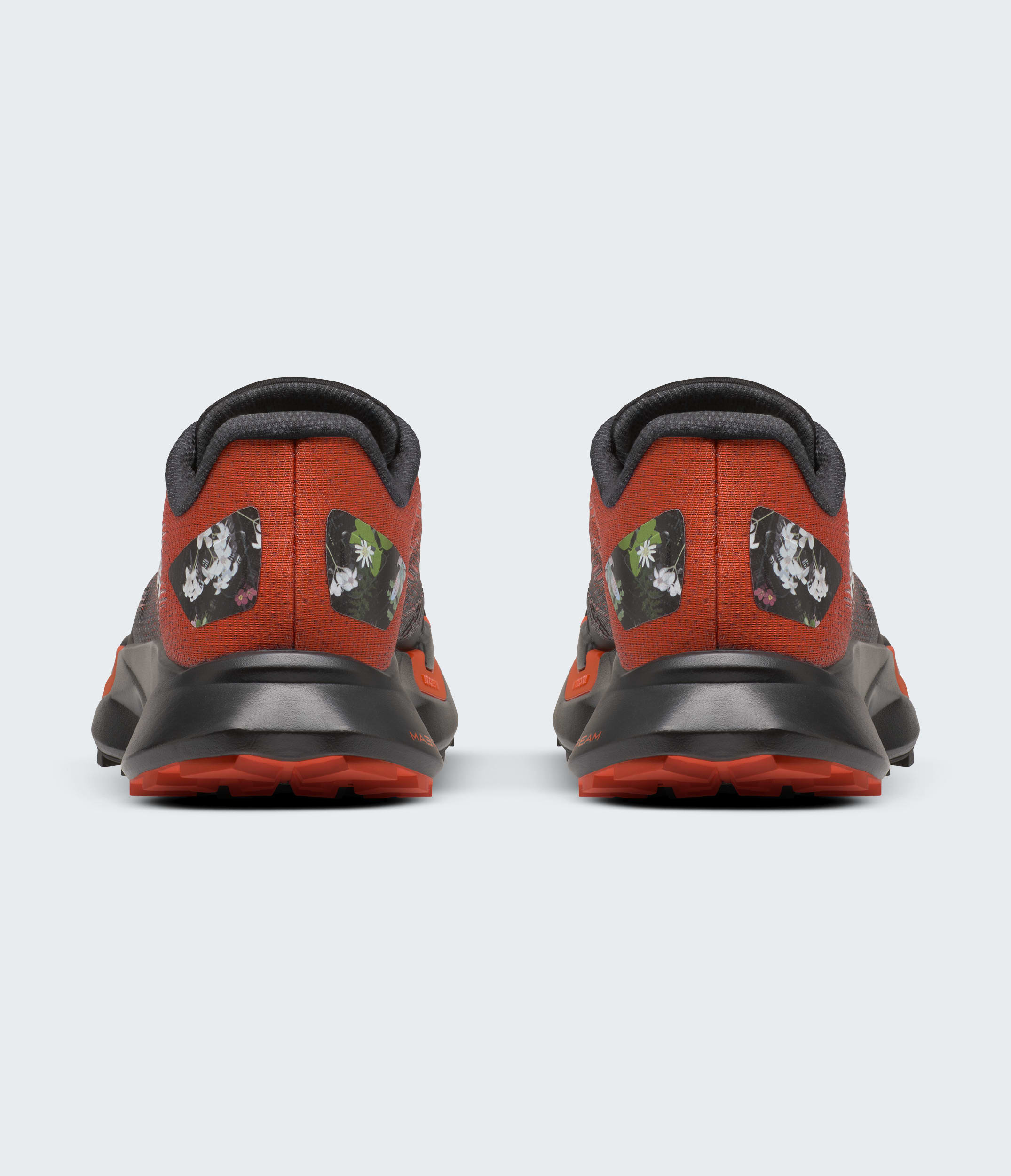 Womens VECTIV Enduris 4 Race Edition Shoes TNF BACK