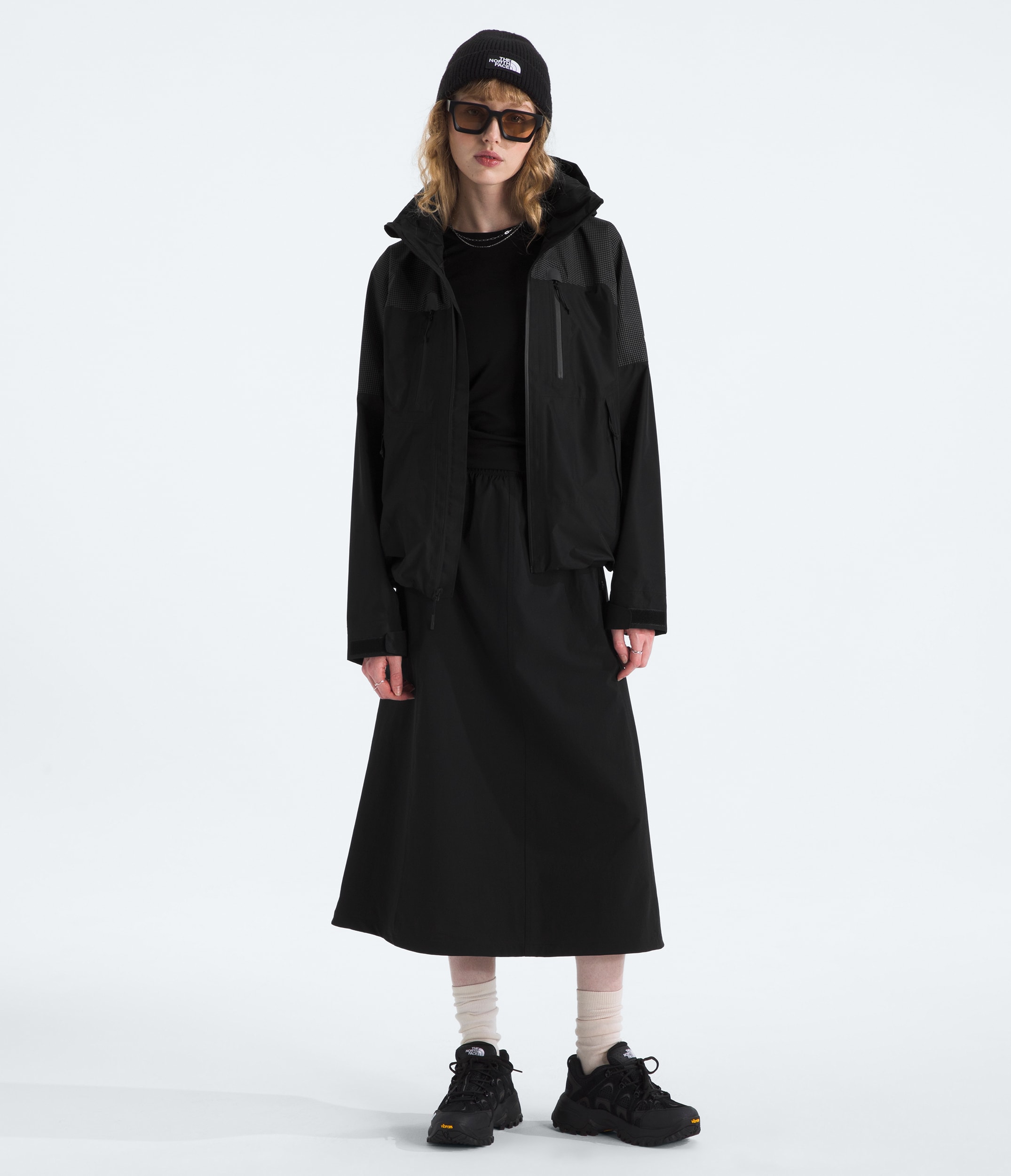 Womens Hike Devils Thumb GORETEX Jacket TNF HERO2