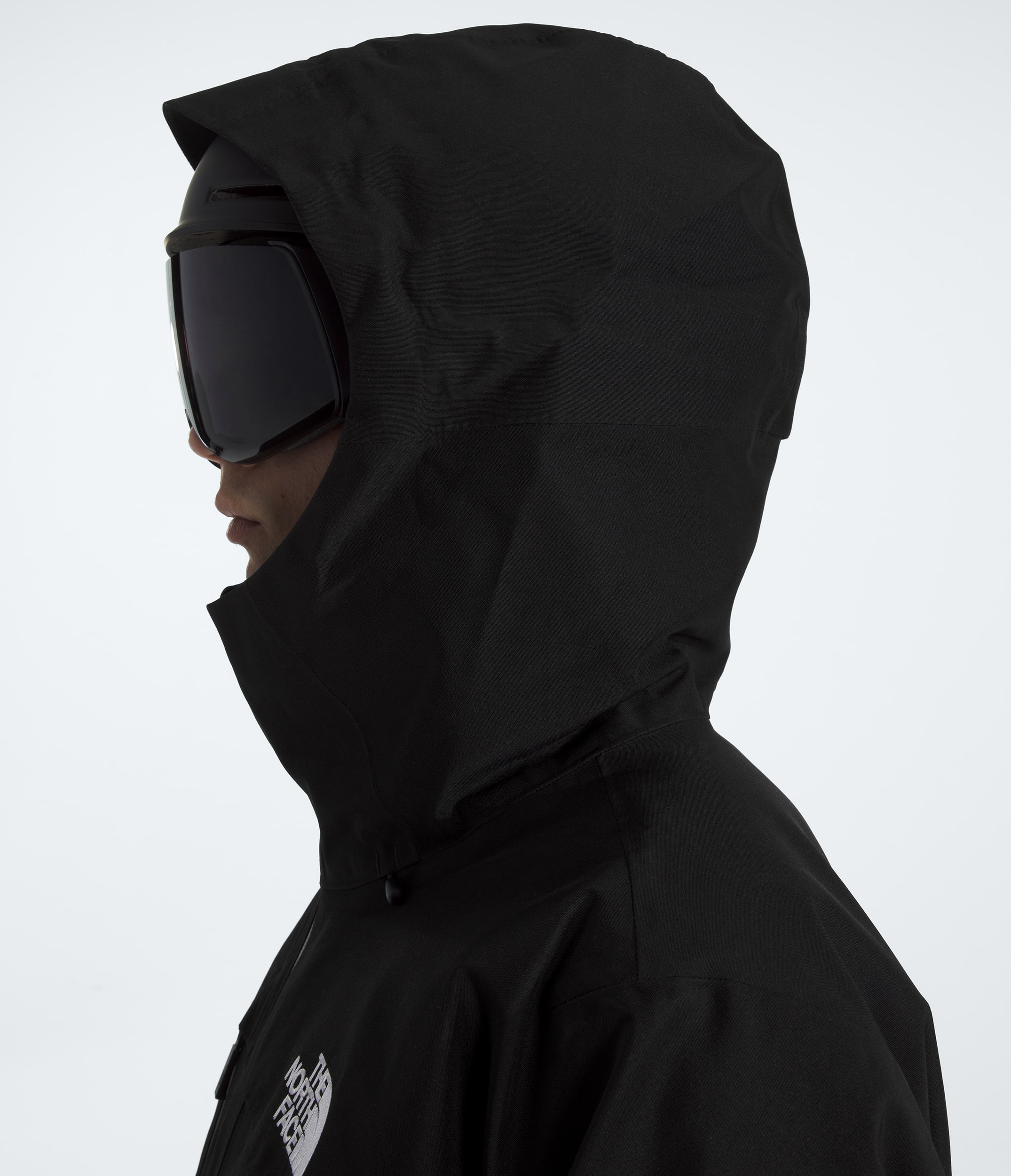 Mens GORETEX Dawnstrike Insulated Jacket TNF MODELHOOD2