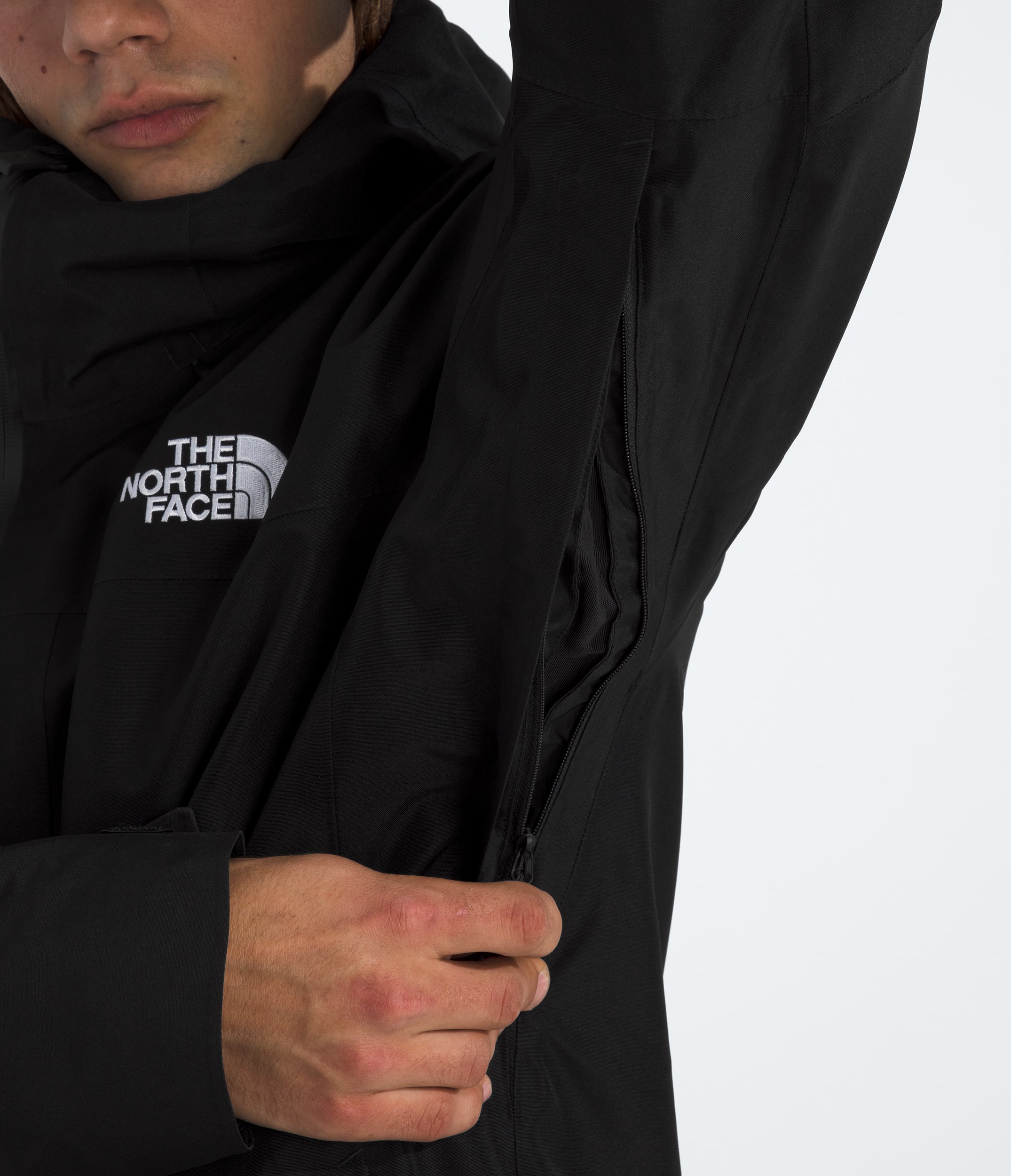 Mens GORETEX Dawnstrike Insulated Jacket TNF MODELALT2