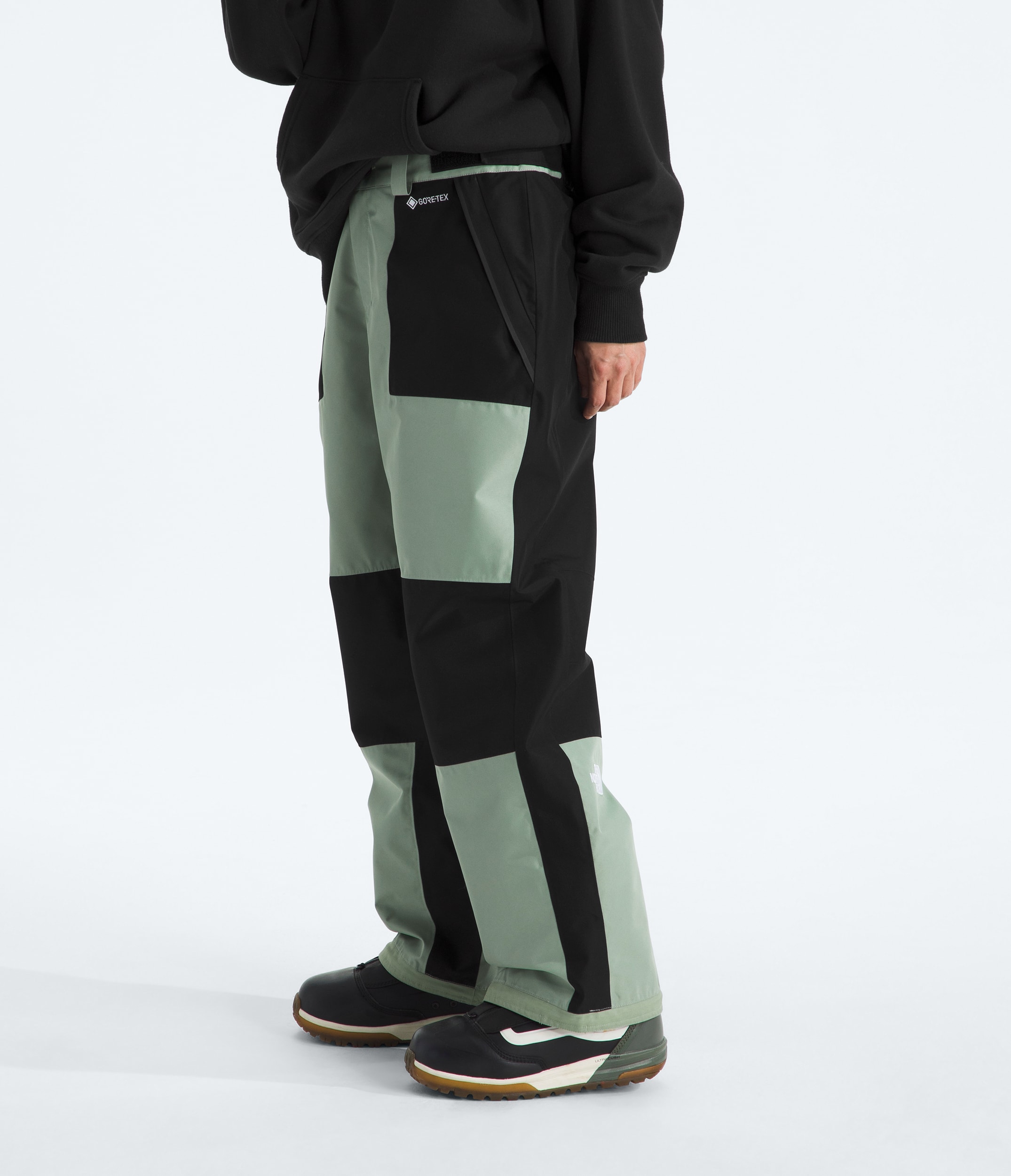 Womens GORETEX Hex Pants TNF MODEL34