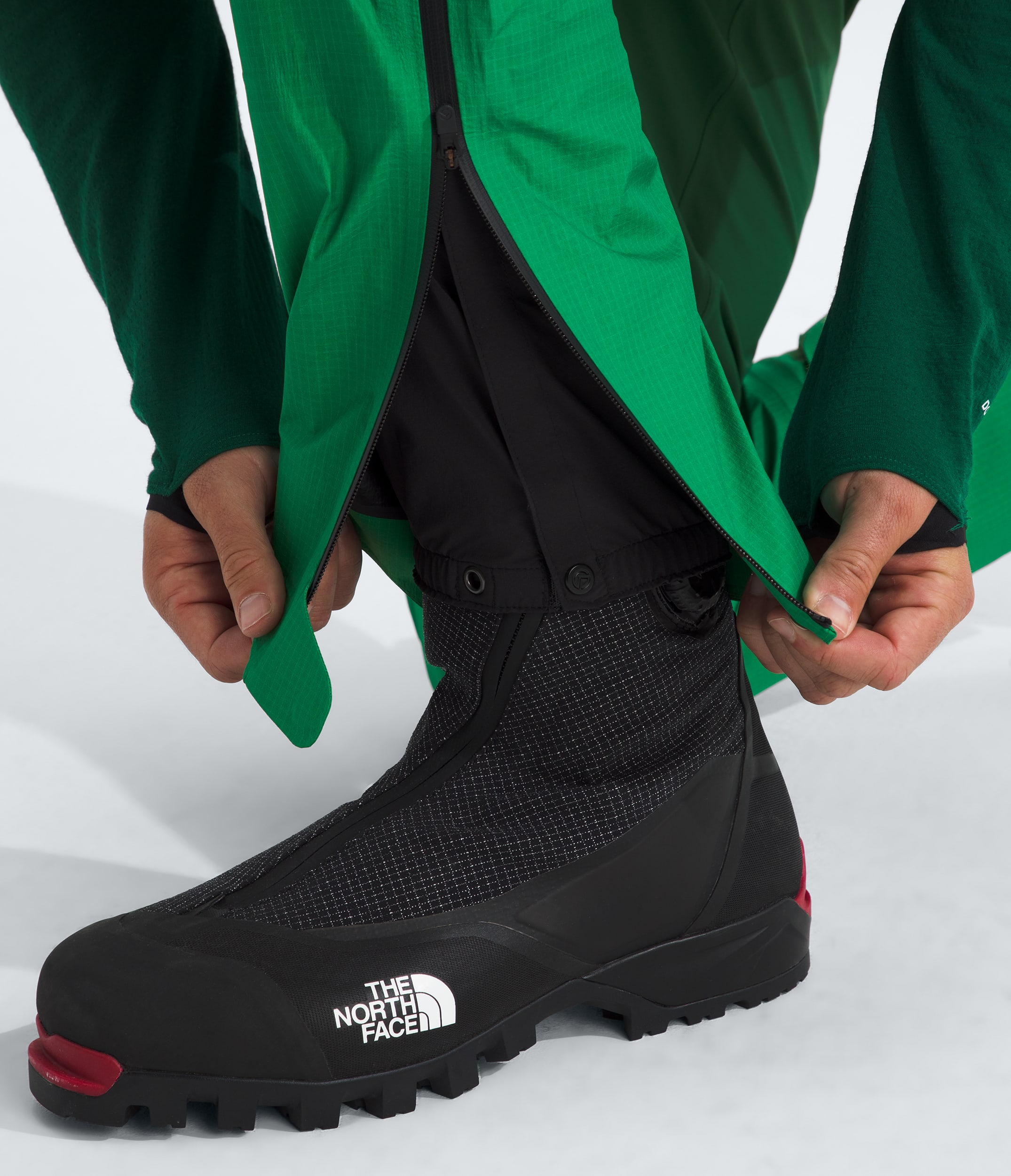 Mens Summit Series FUTURELIGHT AMK Climb Pants TNF MODELALT1