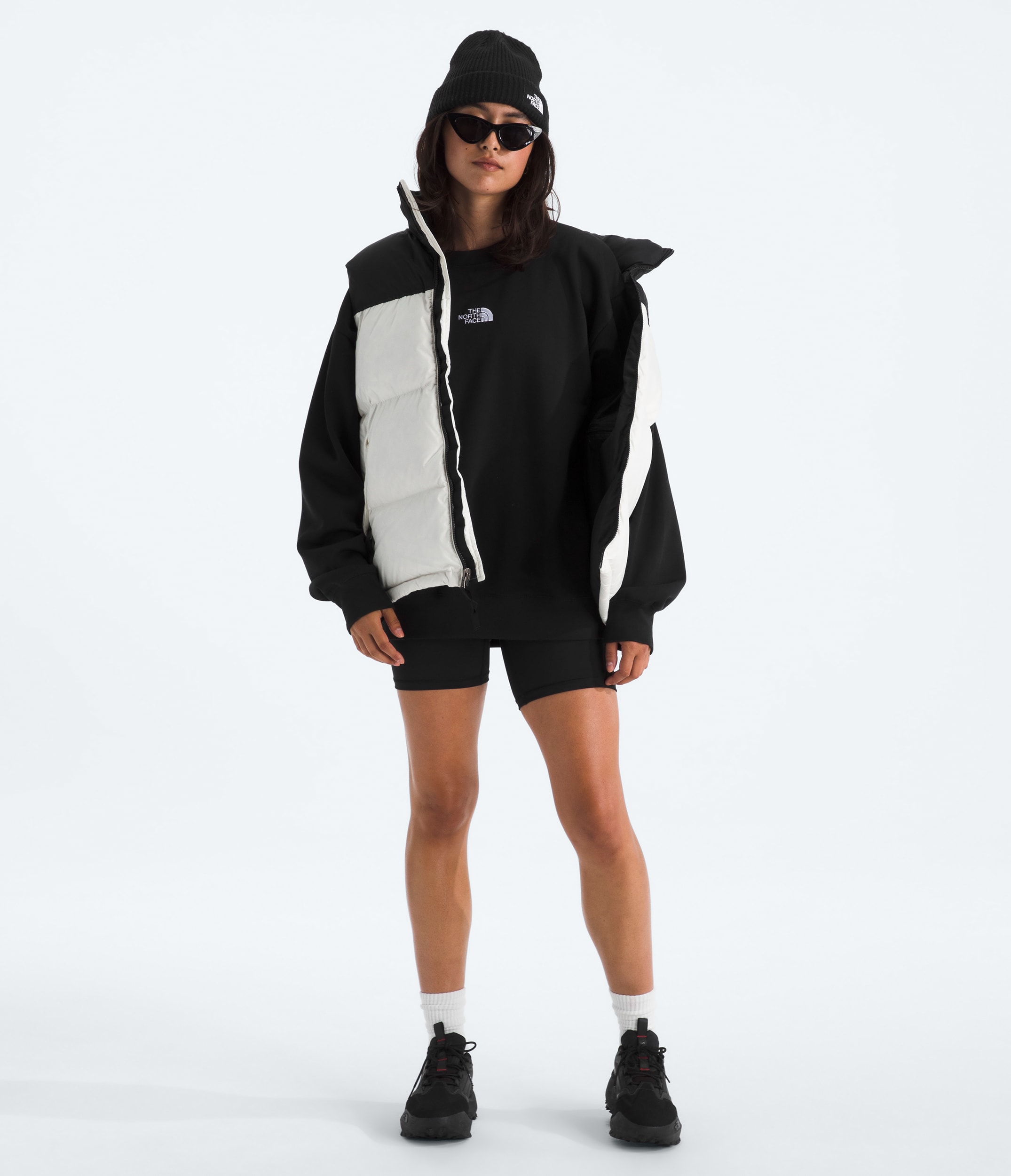 Womens Essential Sweatshirt TNF HERO2