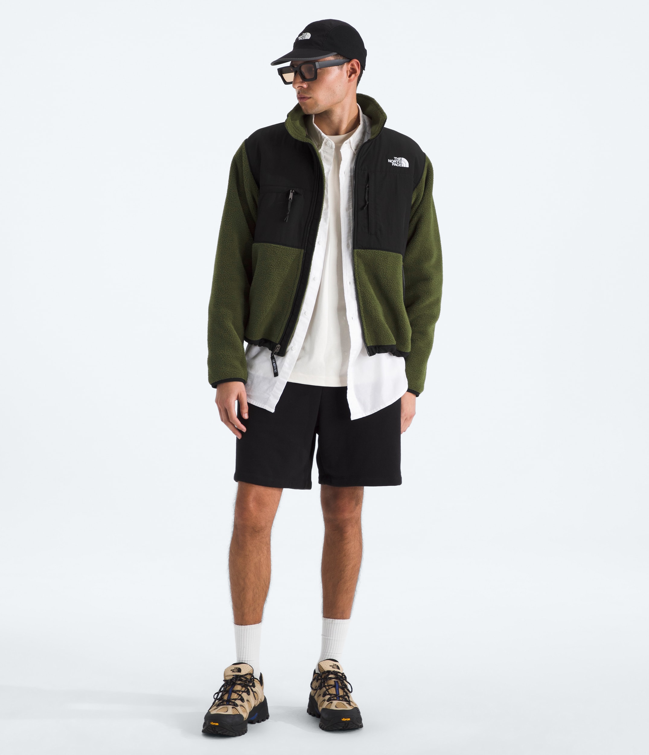 Mens Retro Denali Jacket TNF Woodland GreenTNF Black HERO2