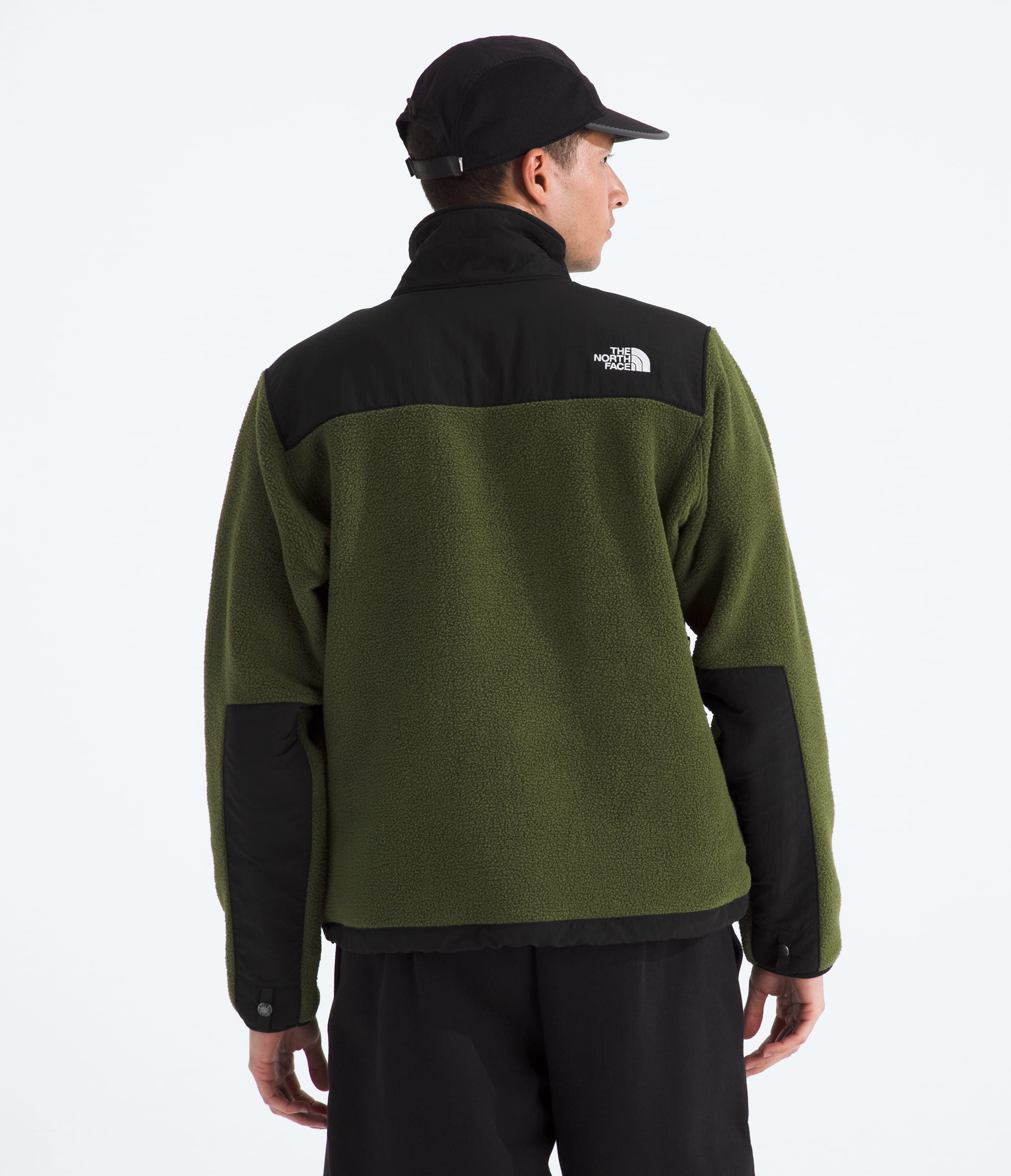 Mens Retro Denali Jacket TNF Woodland GreenTNF Black BACK