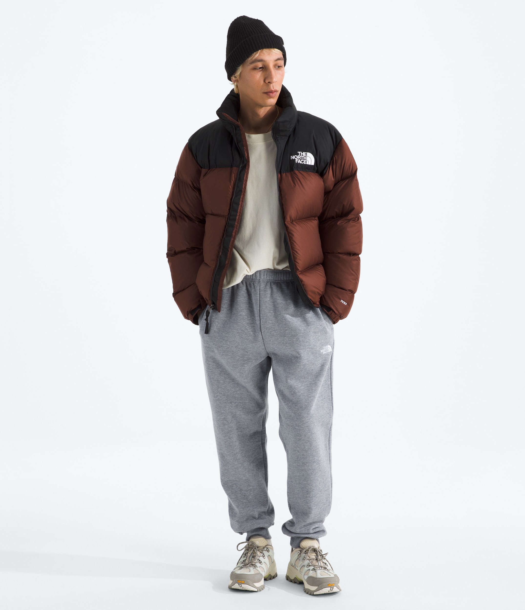 Mens Evolution Simple Dome Regular Joggers TNF HERO2