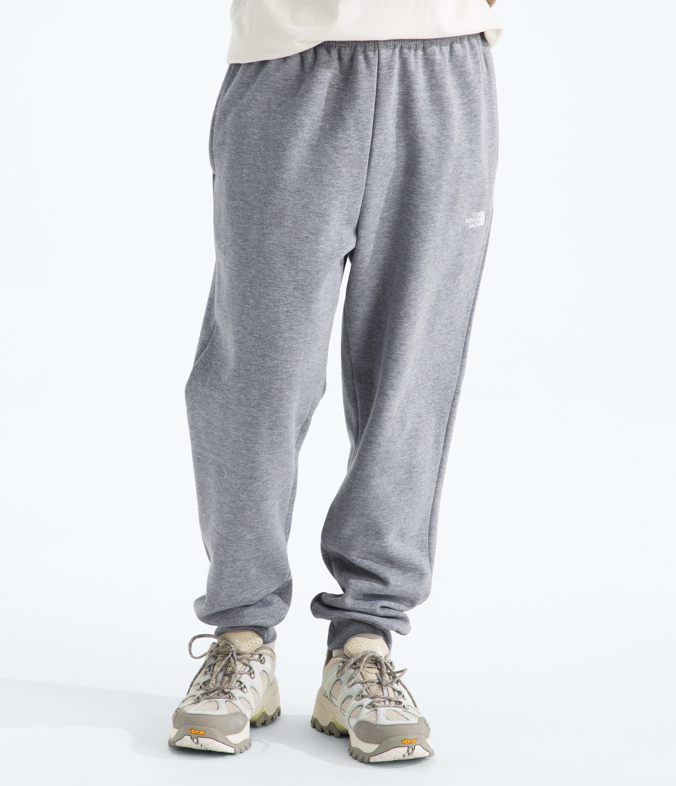 Mens Evolution Simple Dome Regular Joggers TNF Main