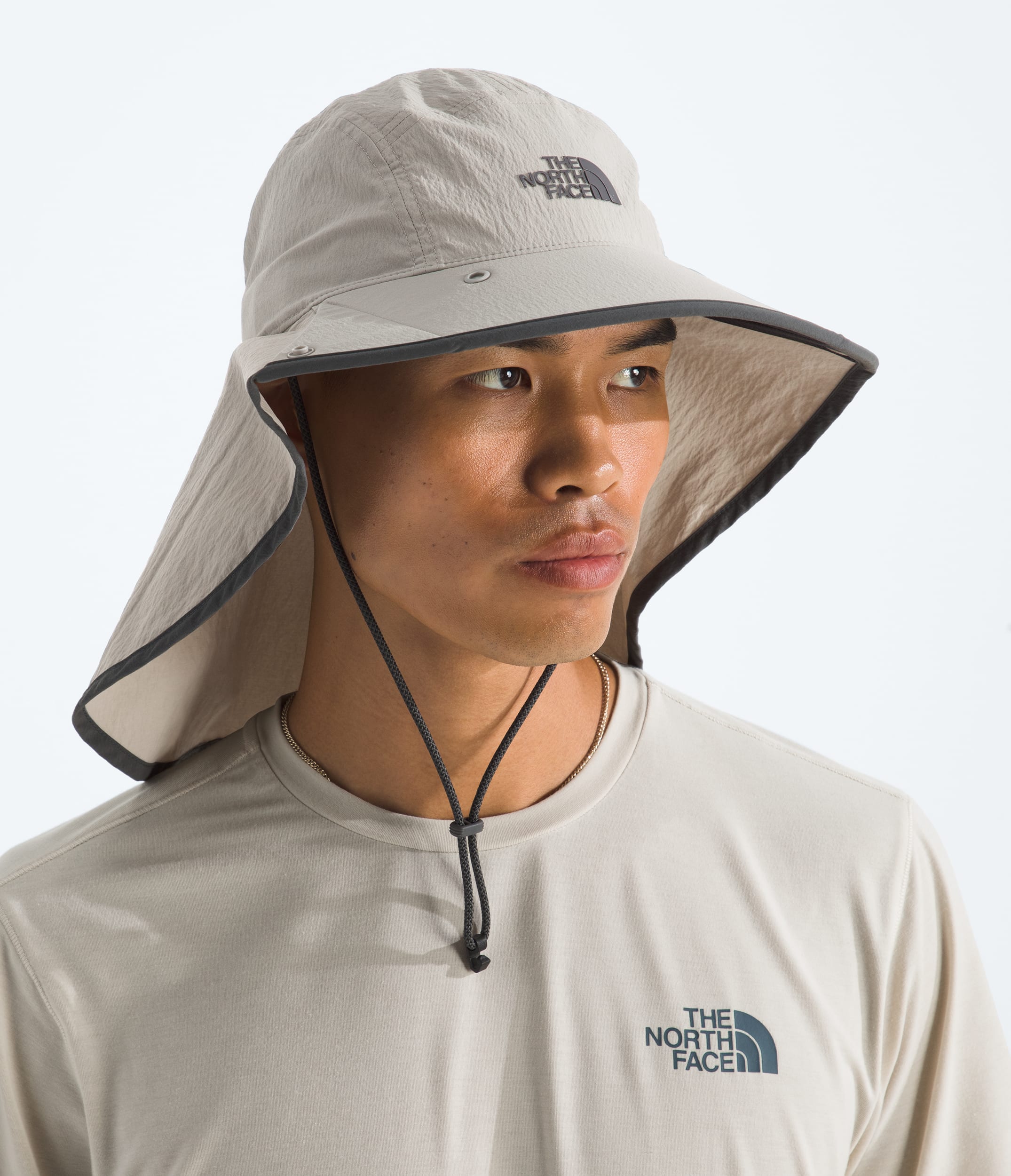 Class V Convertible Sunshield TNF MODELBACK