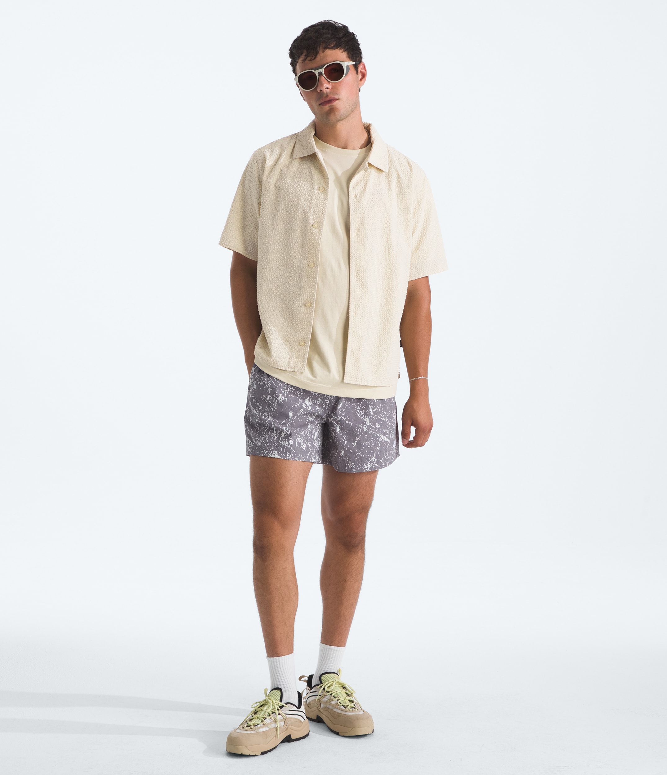 Mens Pacific City Button Down TNF HERO2
