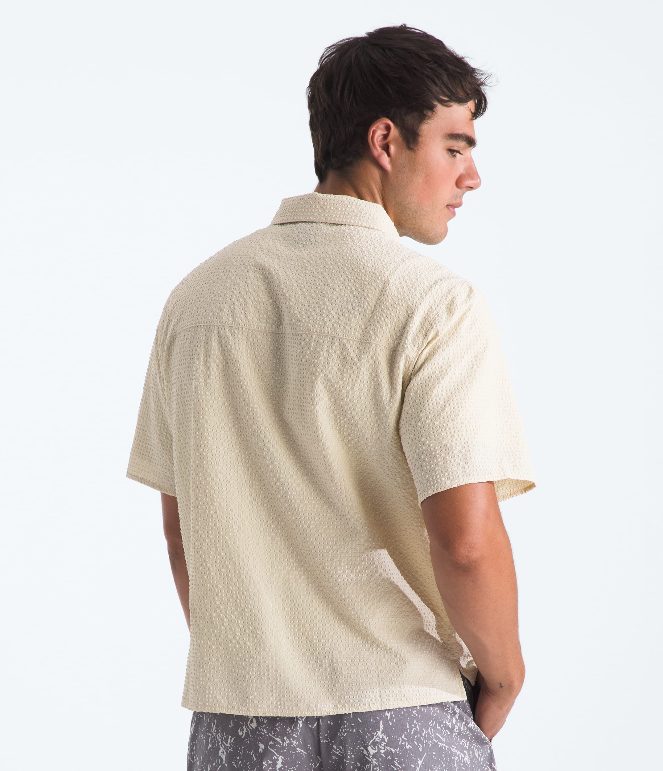 Mens Pacific City Button Down TNF BACK