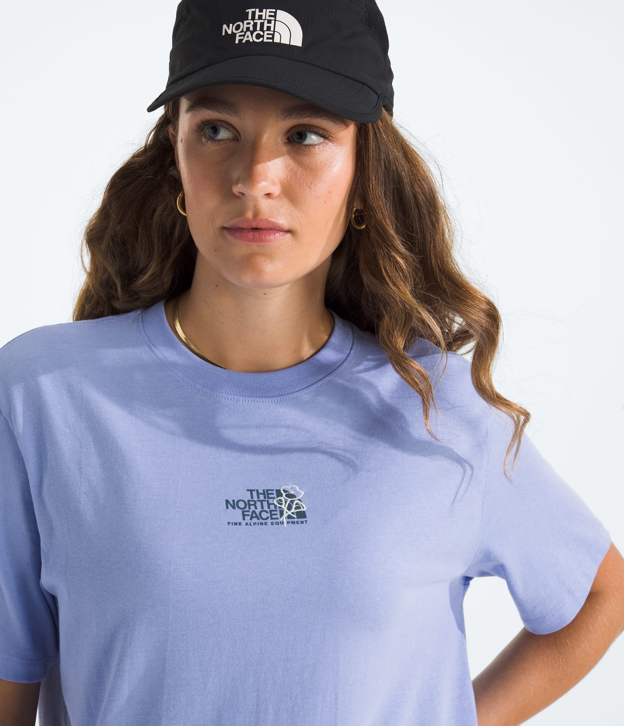 Womens Midnight Ember Relaxed ShortSleeve Tee TNF HERO2