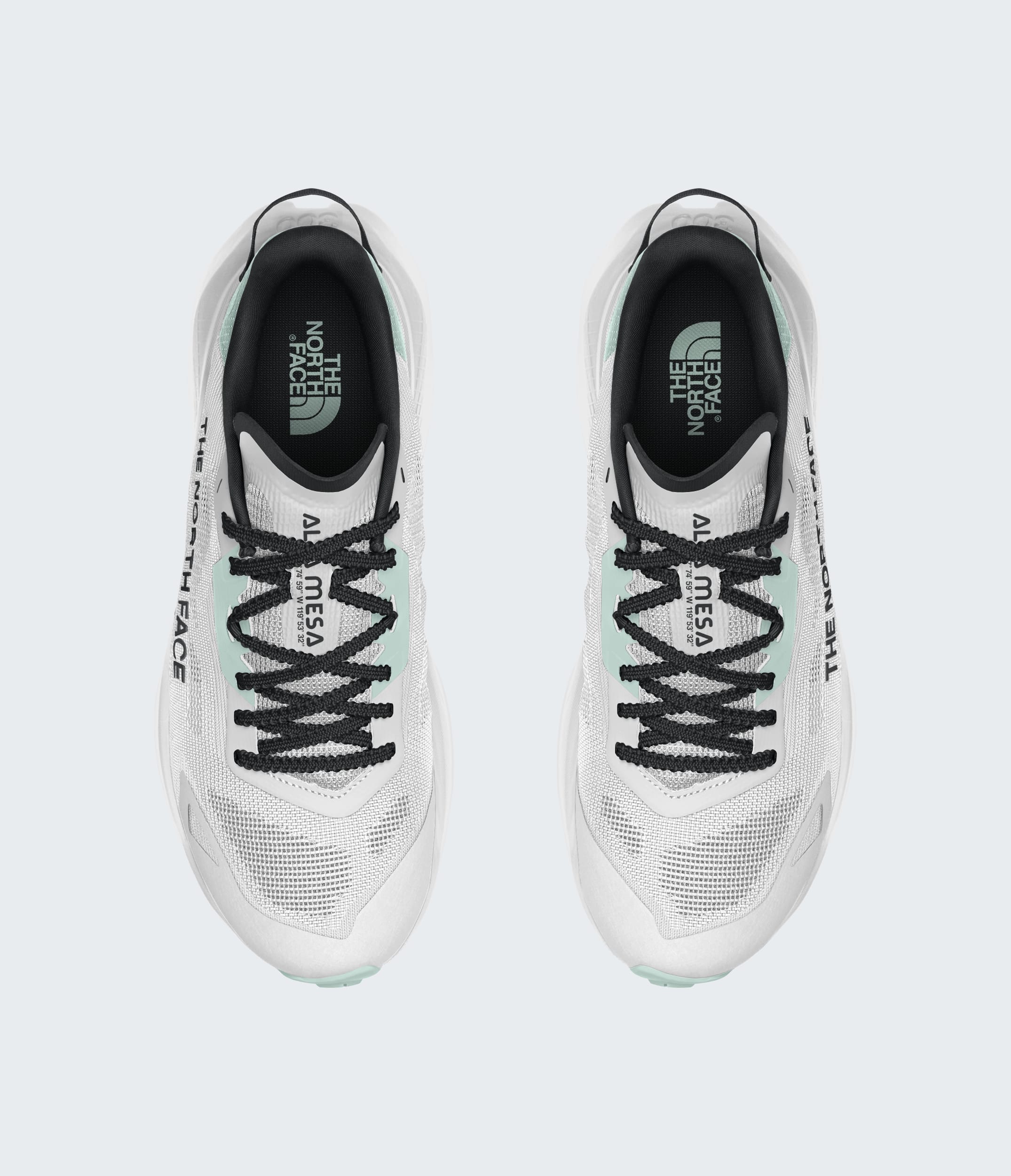 Chaussures Altamesa 300 V2 pour femmes TNF DETAILINSTEP