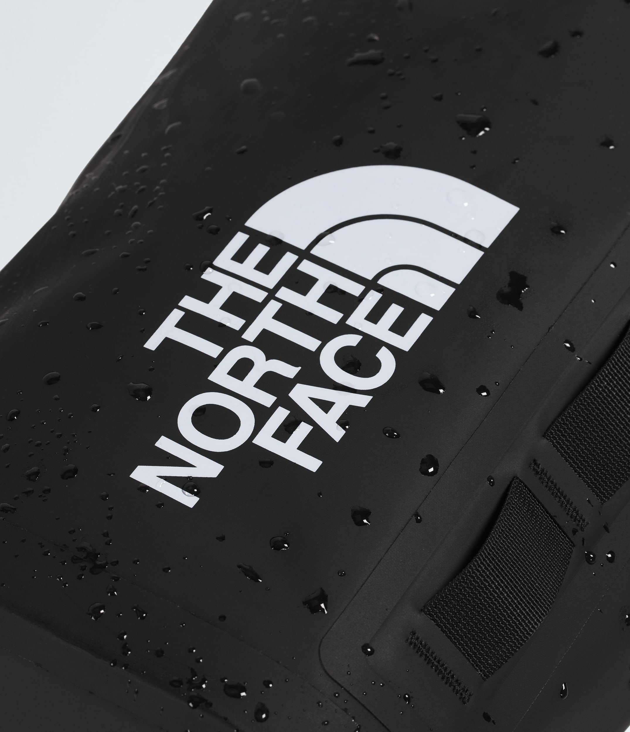 Base Camp Dry Bag 8L TNF ALT1