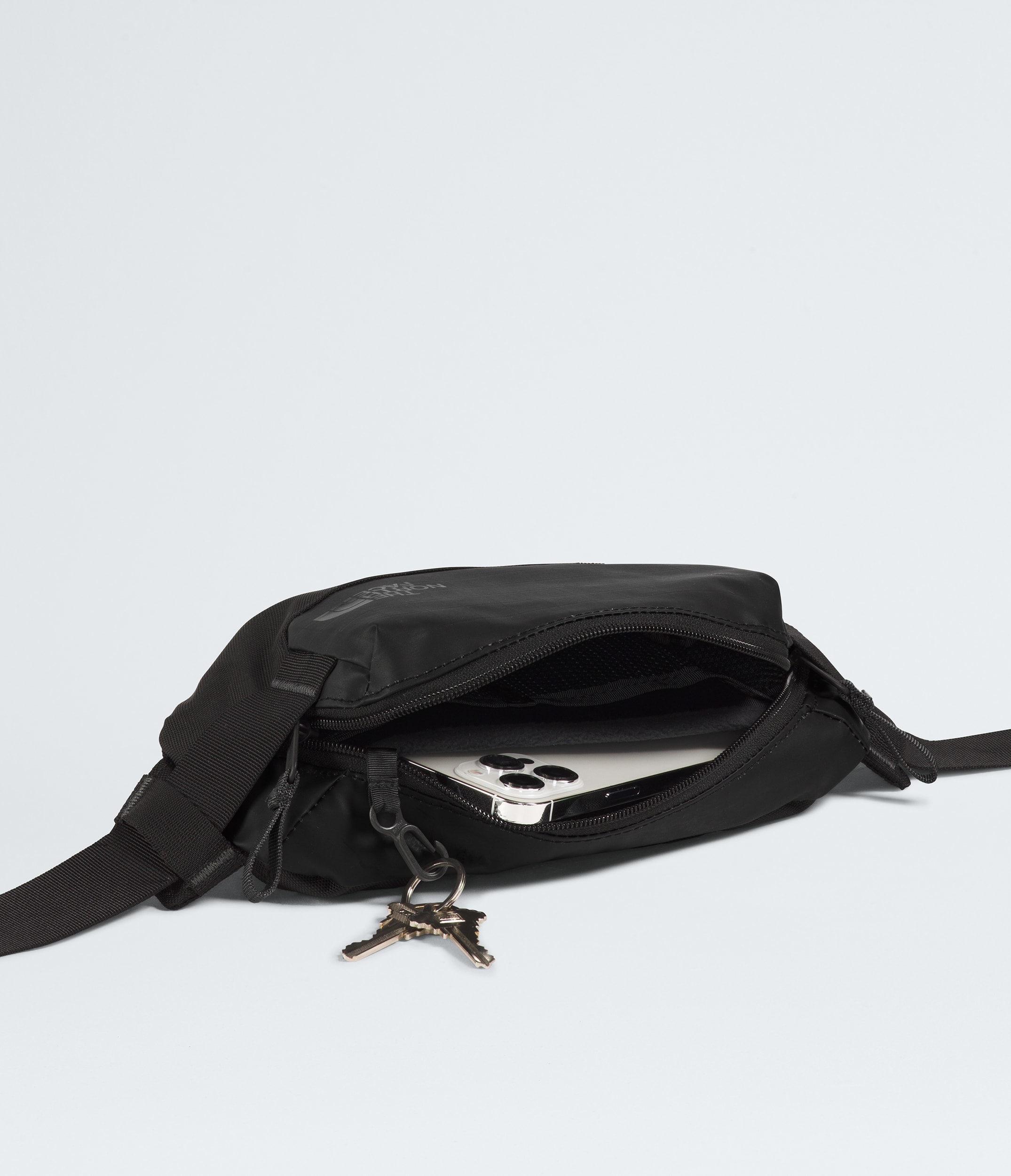 Base Camp Voyager Lumbar TNF INT