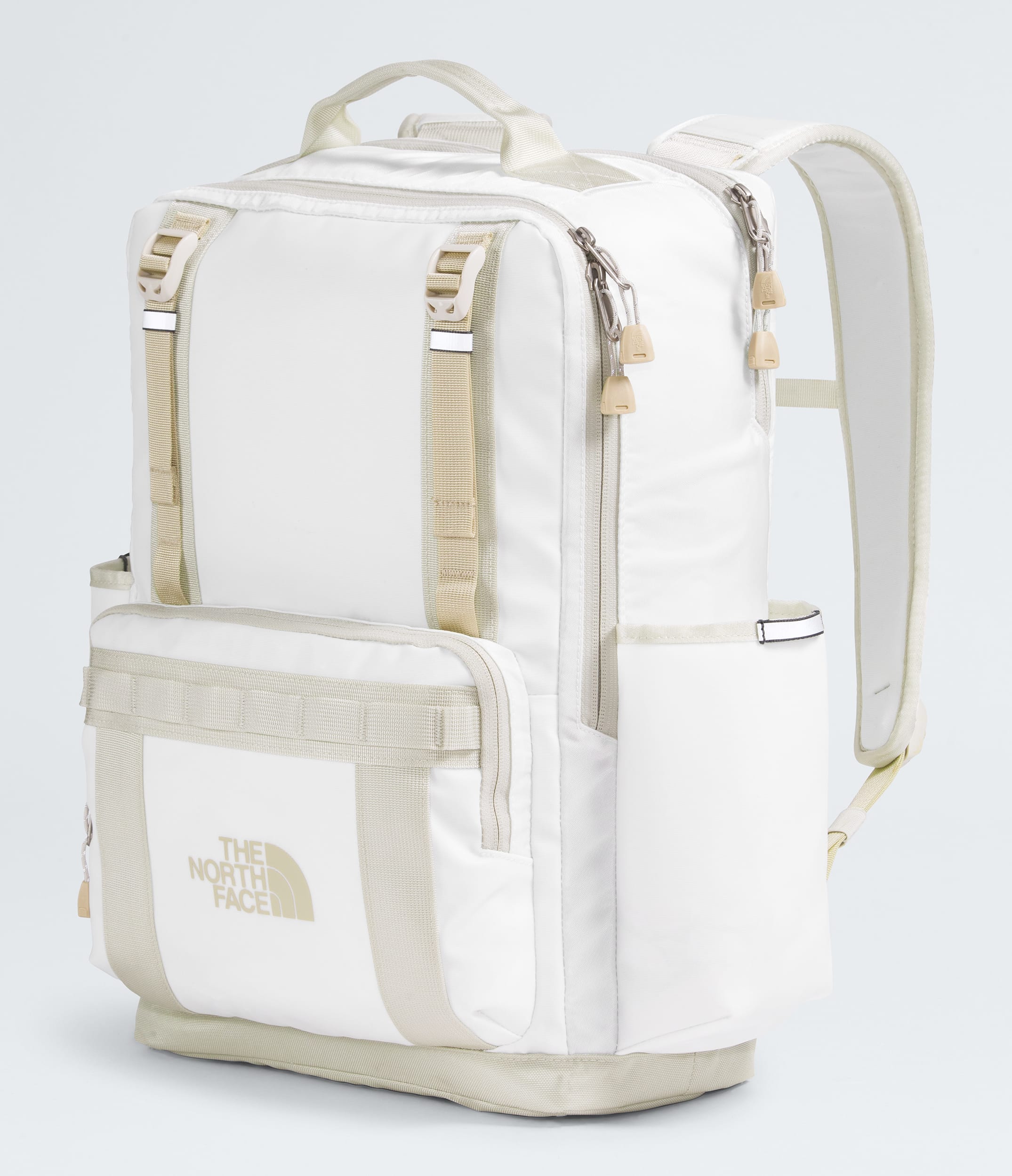 Base Camp Daypack TNF FRONT34