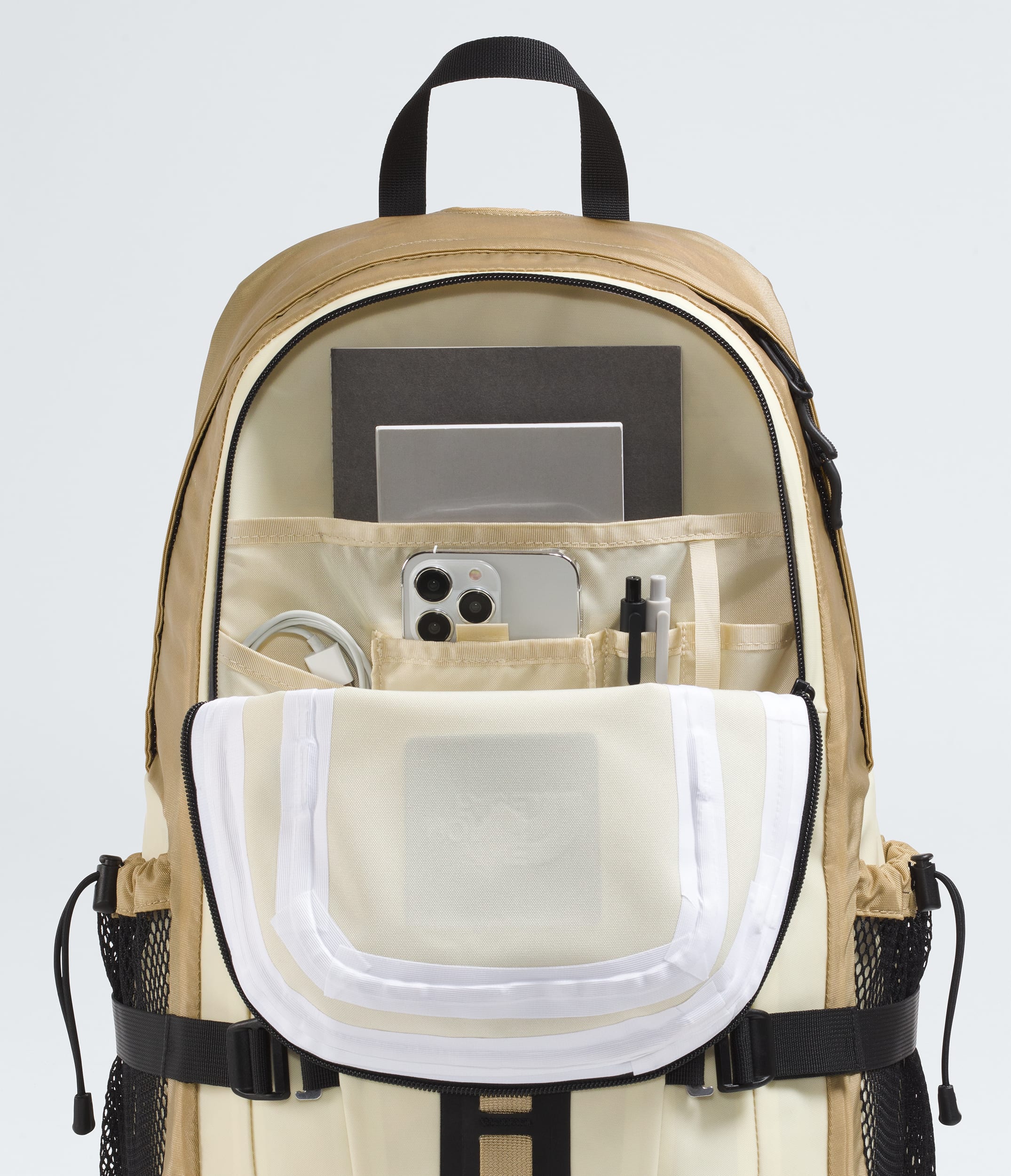 Hot Shot Base Camp Backpack TNF DETAIL1