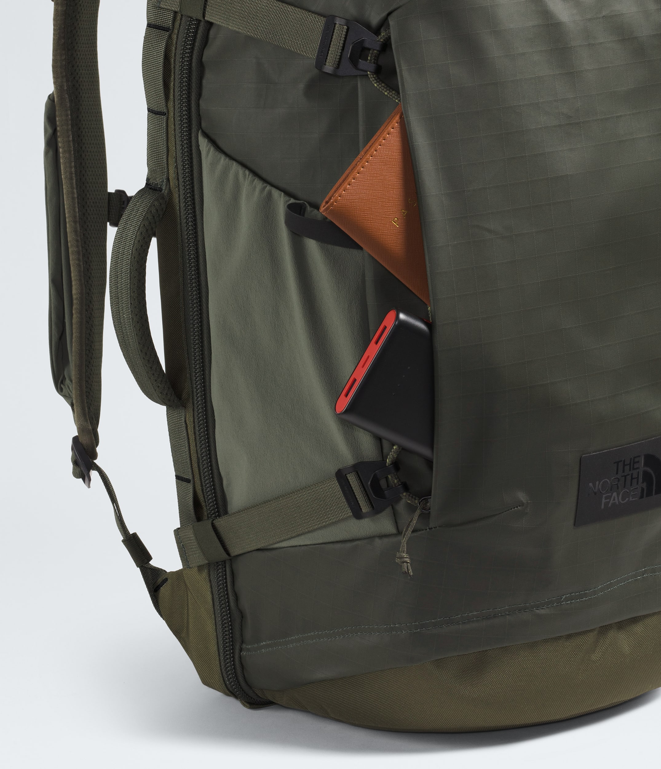 Base Camp Voyager Pro Travel Pack TNF New Taupe GreenTNF Black ALT2