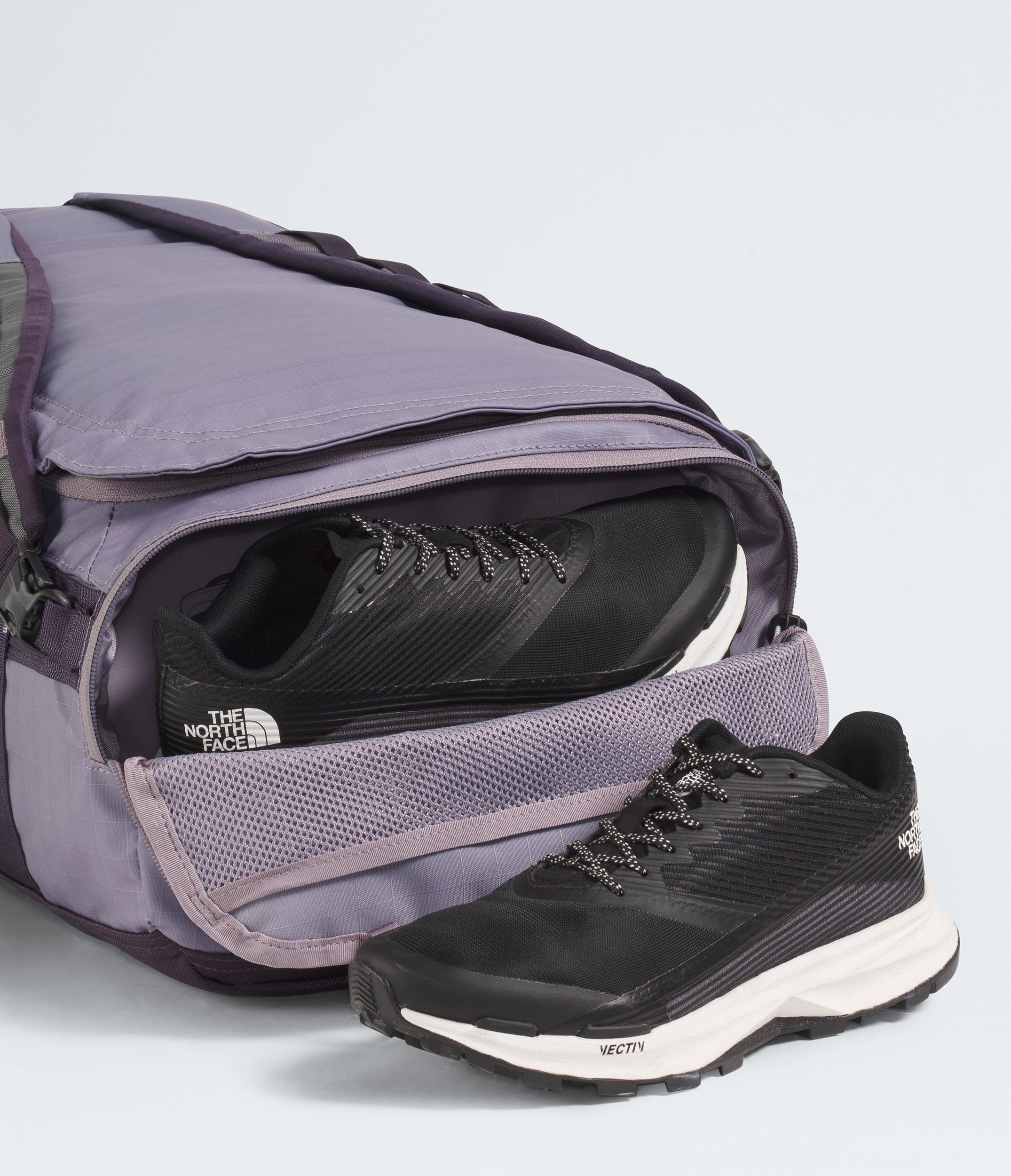 Base Camp Voyager Duffel32L TNF Transcendent GreyEndless Dusk ALT2