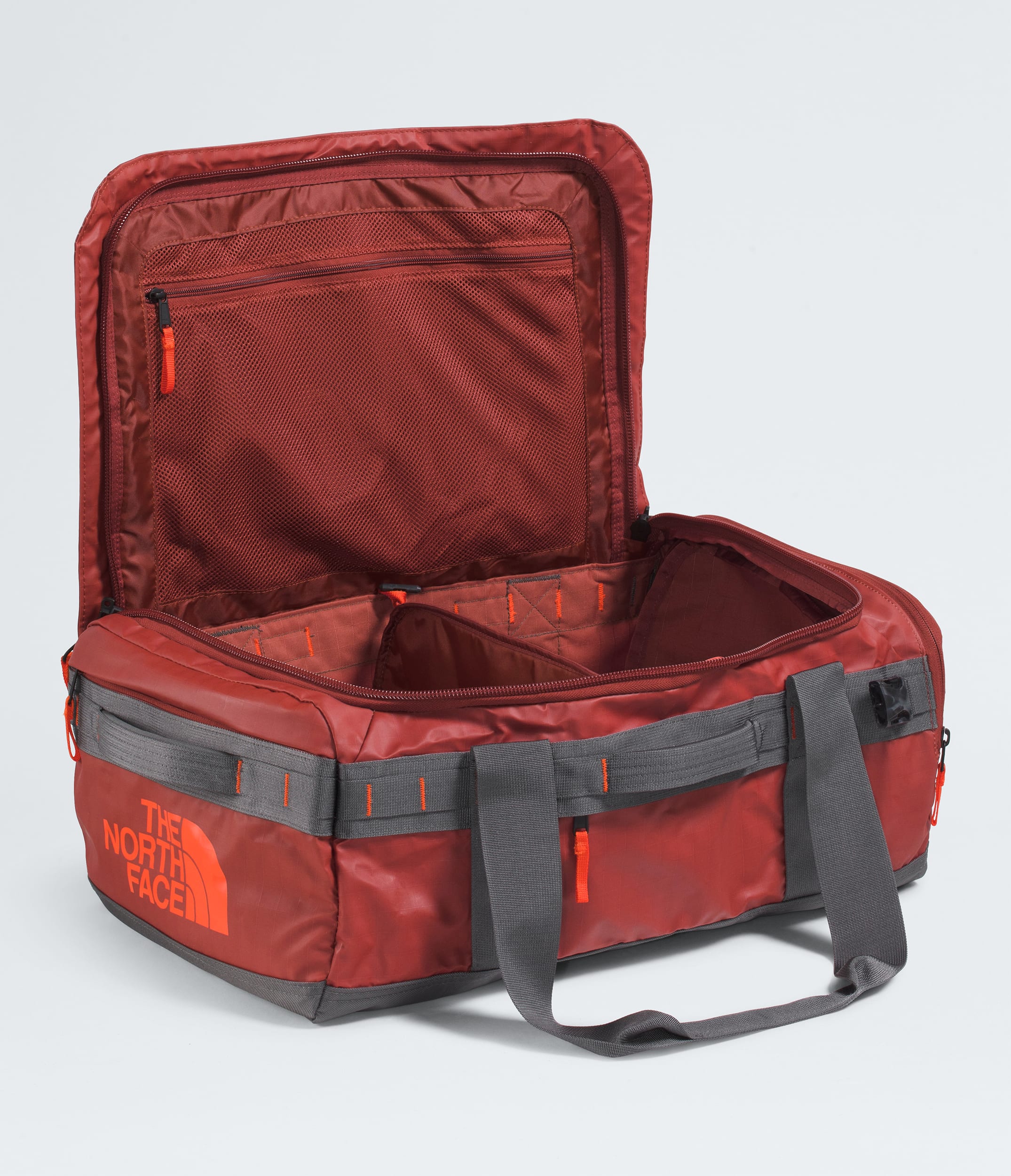 Base Camp Voyager Duffel42L TNF ALT1