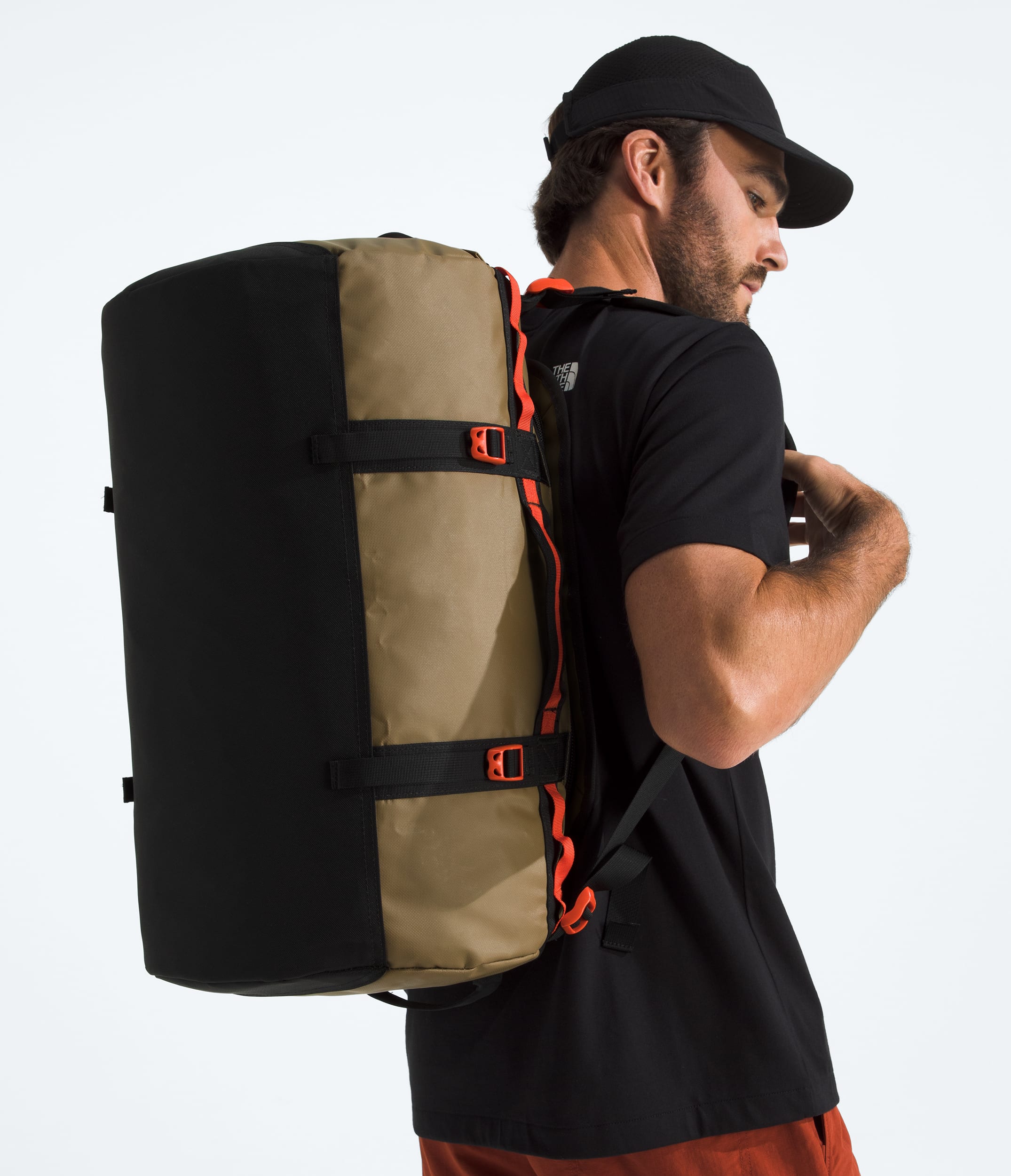 Base Camp DuffelS TNF CedarTnf BlackLava Red MODELBACK