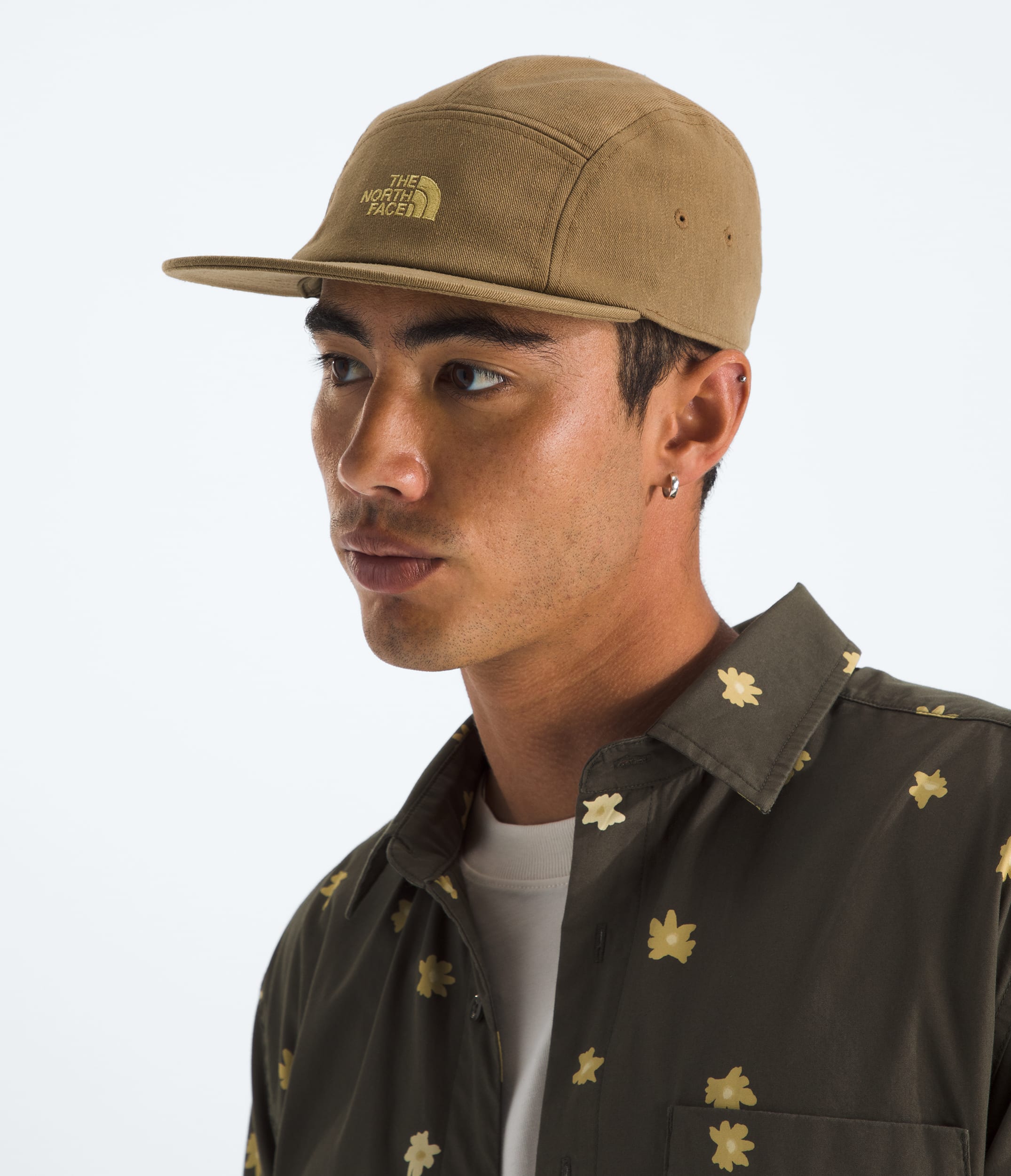 Norm Camp Hat TNF MODELBACK
